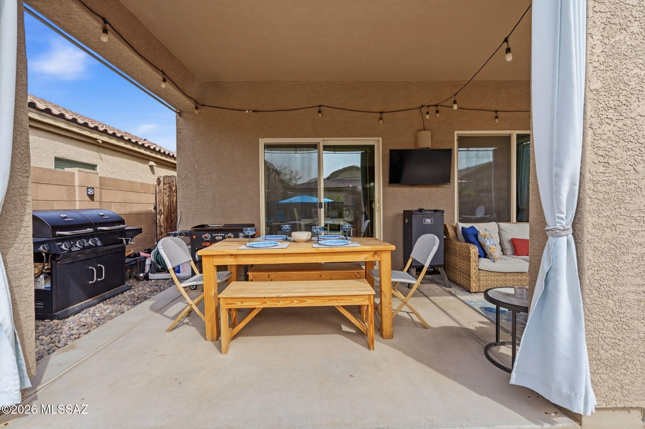 Vista Del Lago Norte SQ20140780198 - Residential