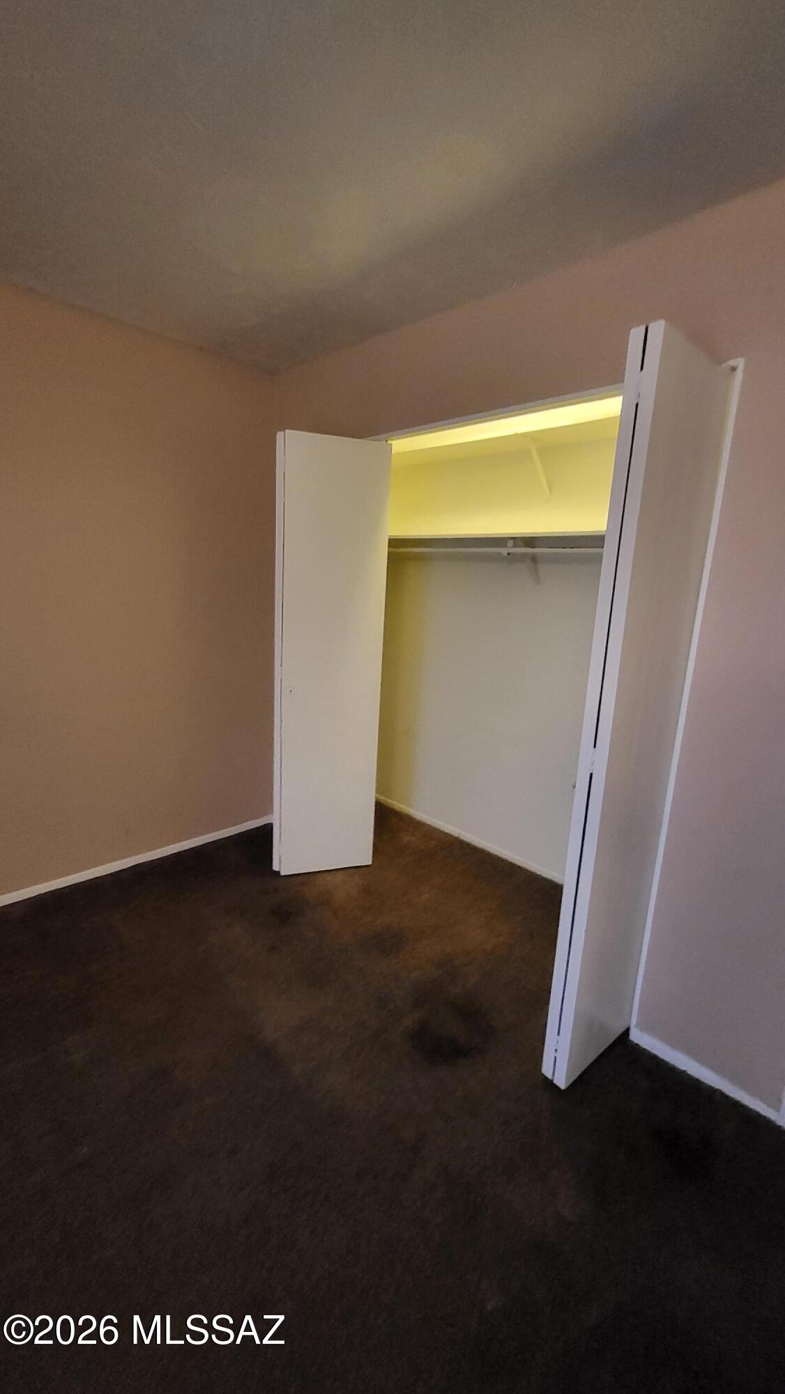 Valle Cereza (1-59) - Residential