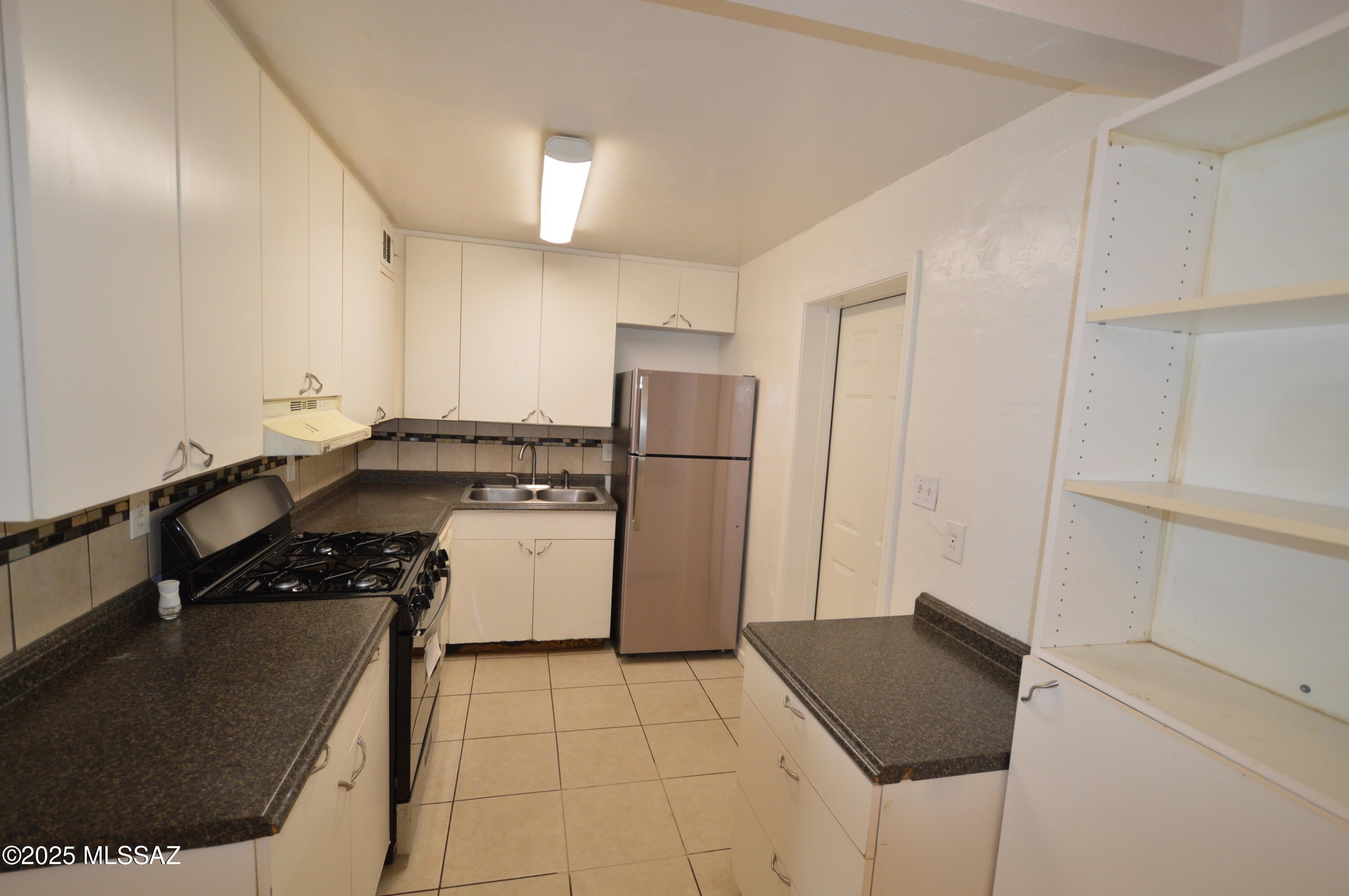 Maryvale Manor - Residential Lease