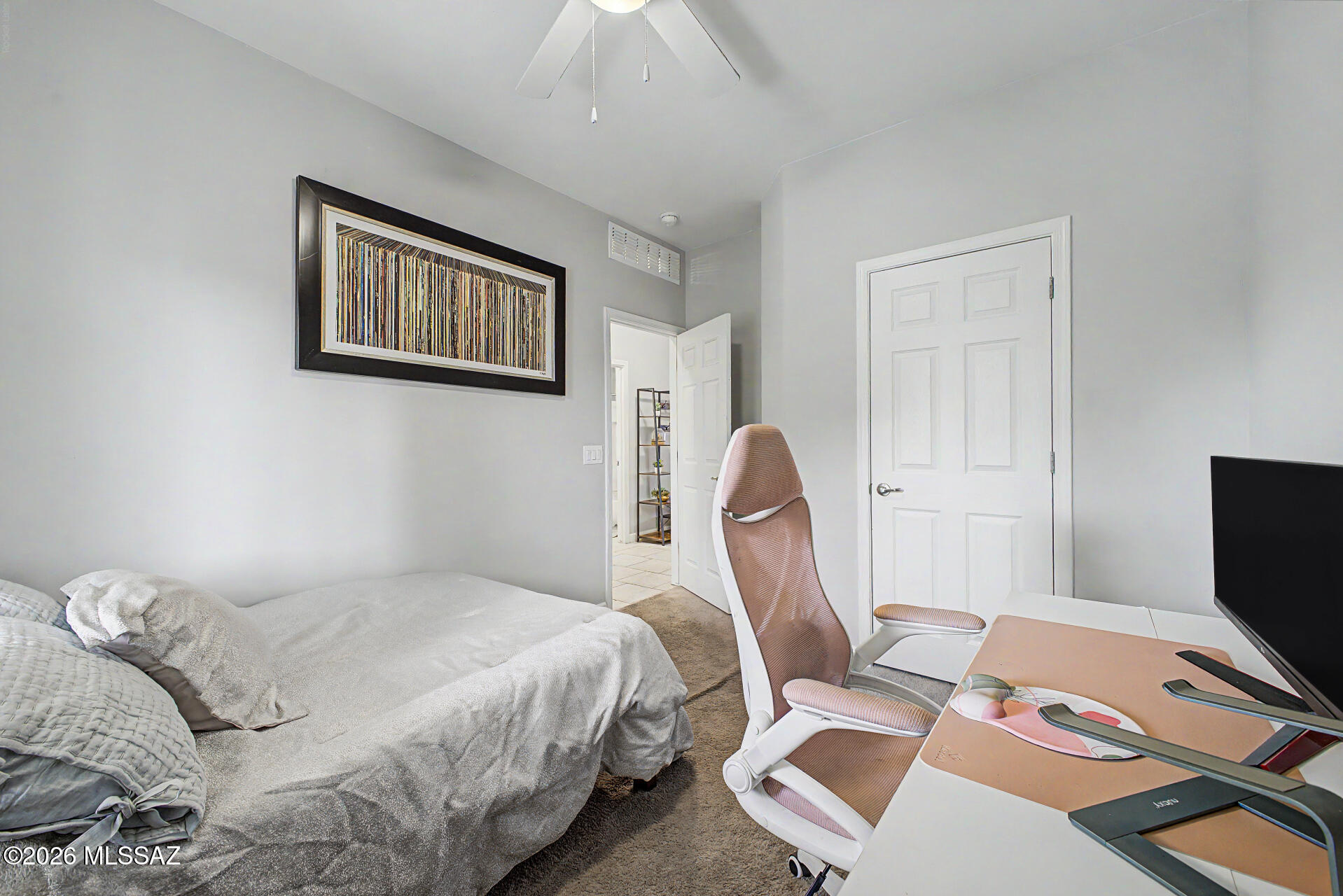 Vista Del Lago Norte SQ20140780198 - Residential