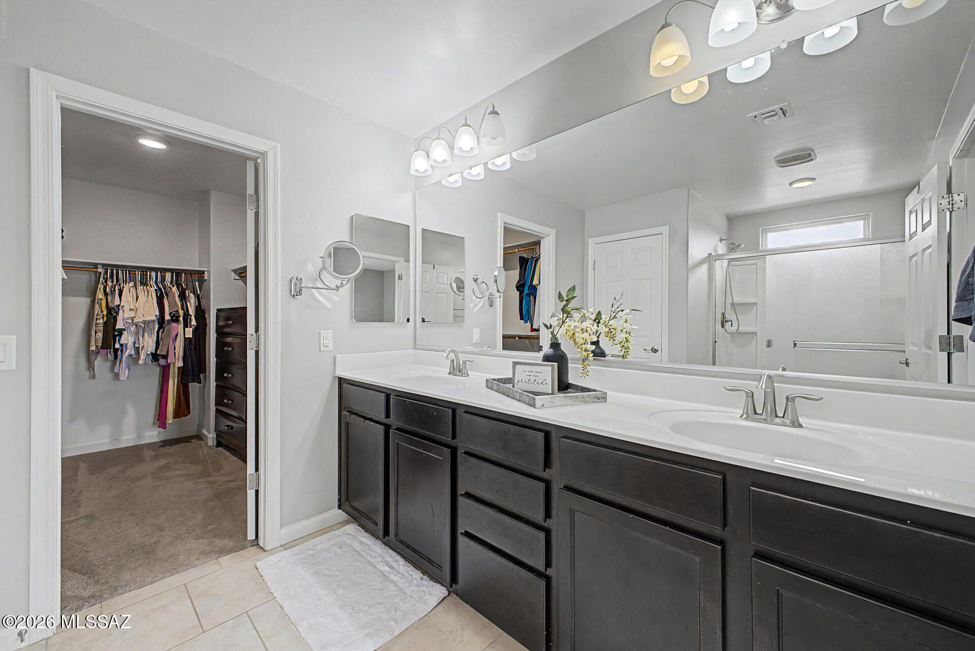 Vista Del Lago Norte SQ20140780198 - Residential