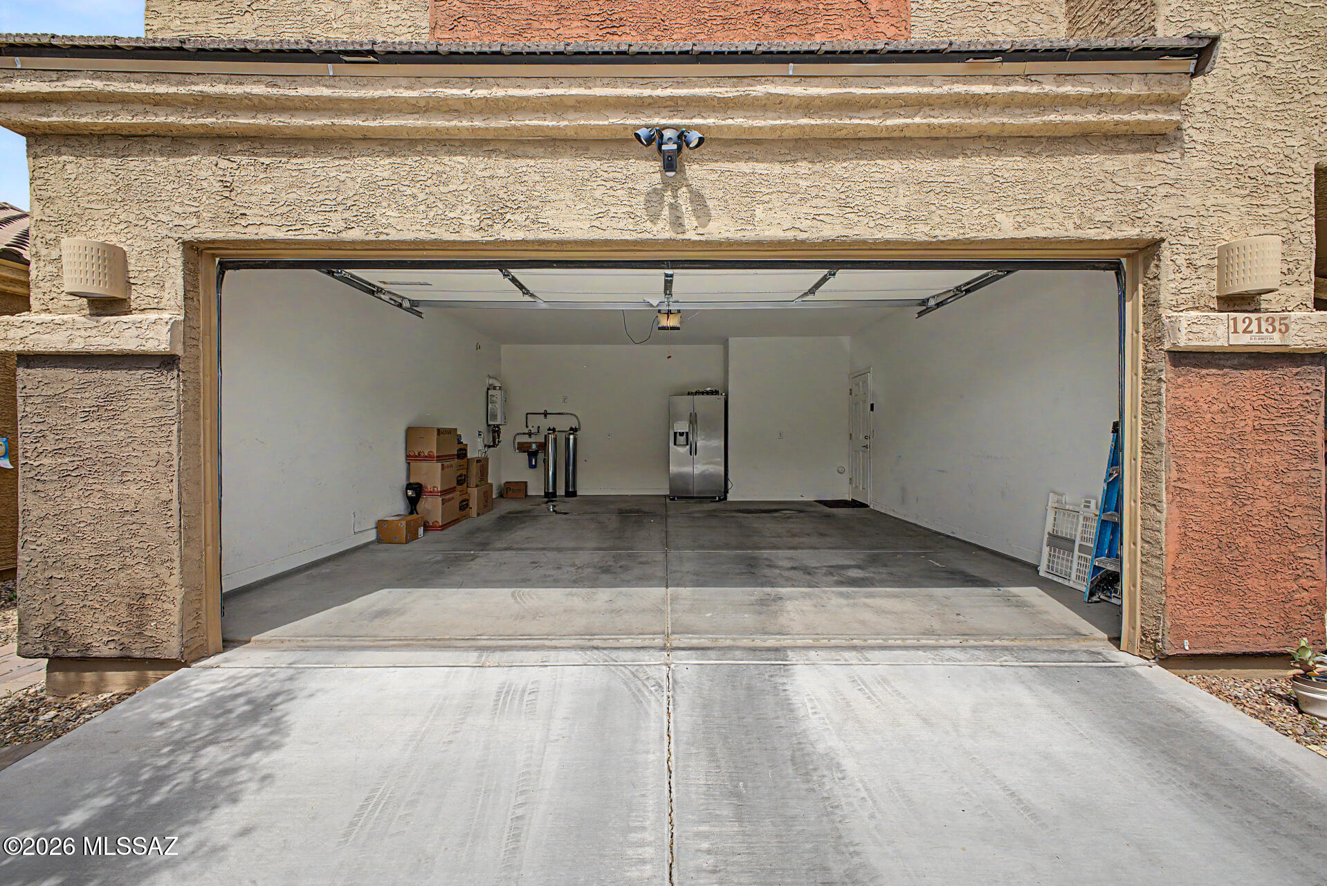 Vista Del Lago Norte SQ20140780198 - Residential