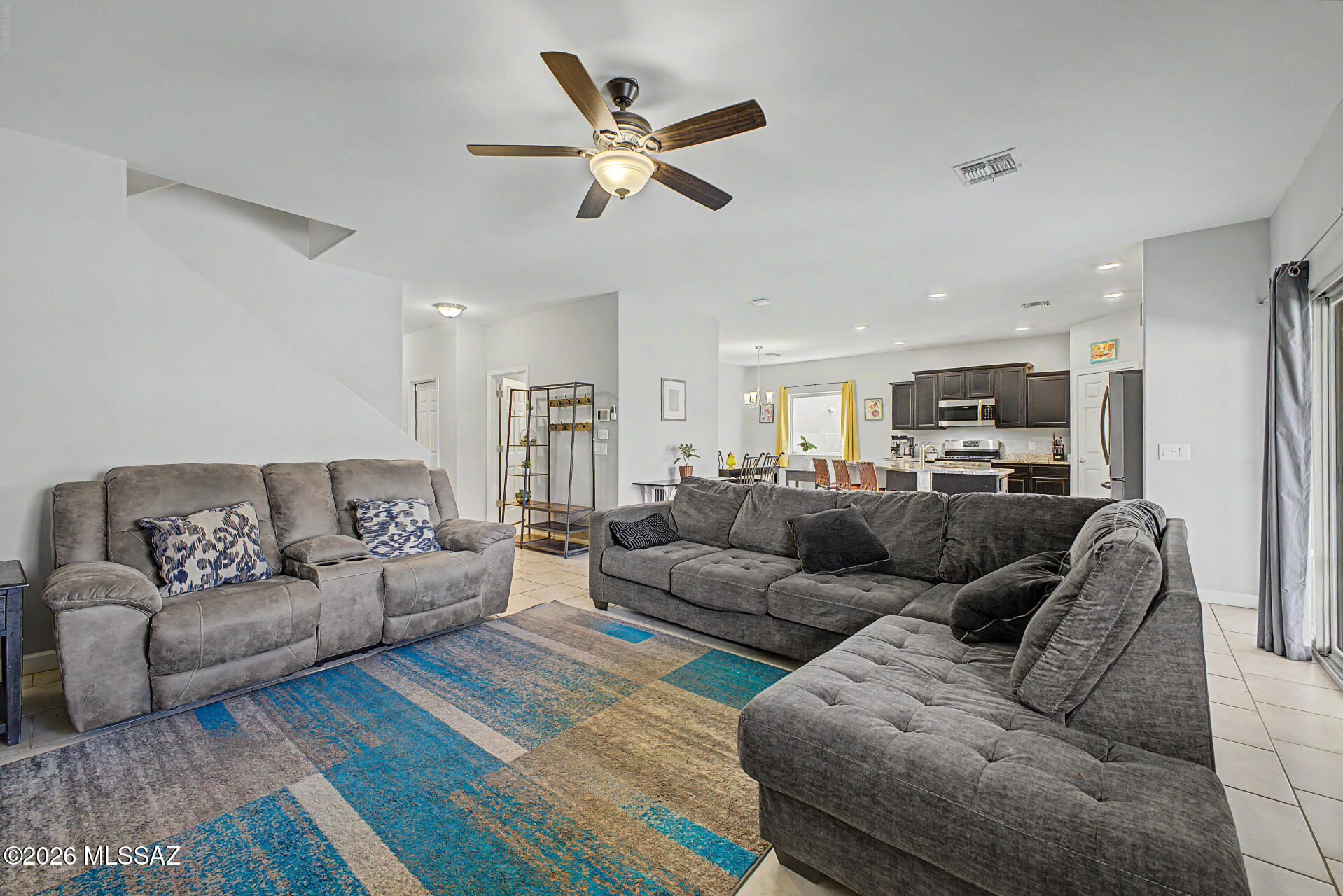 Vista Del Lago Norte SQ20140780198 - Residential