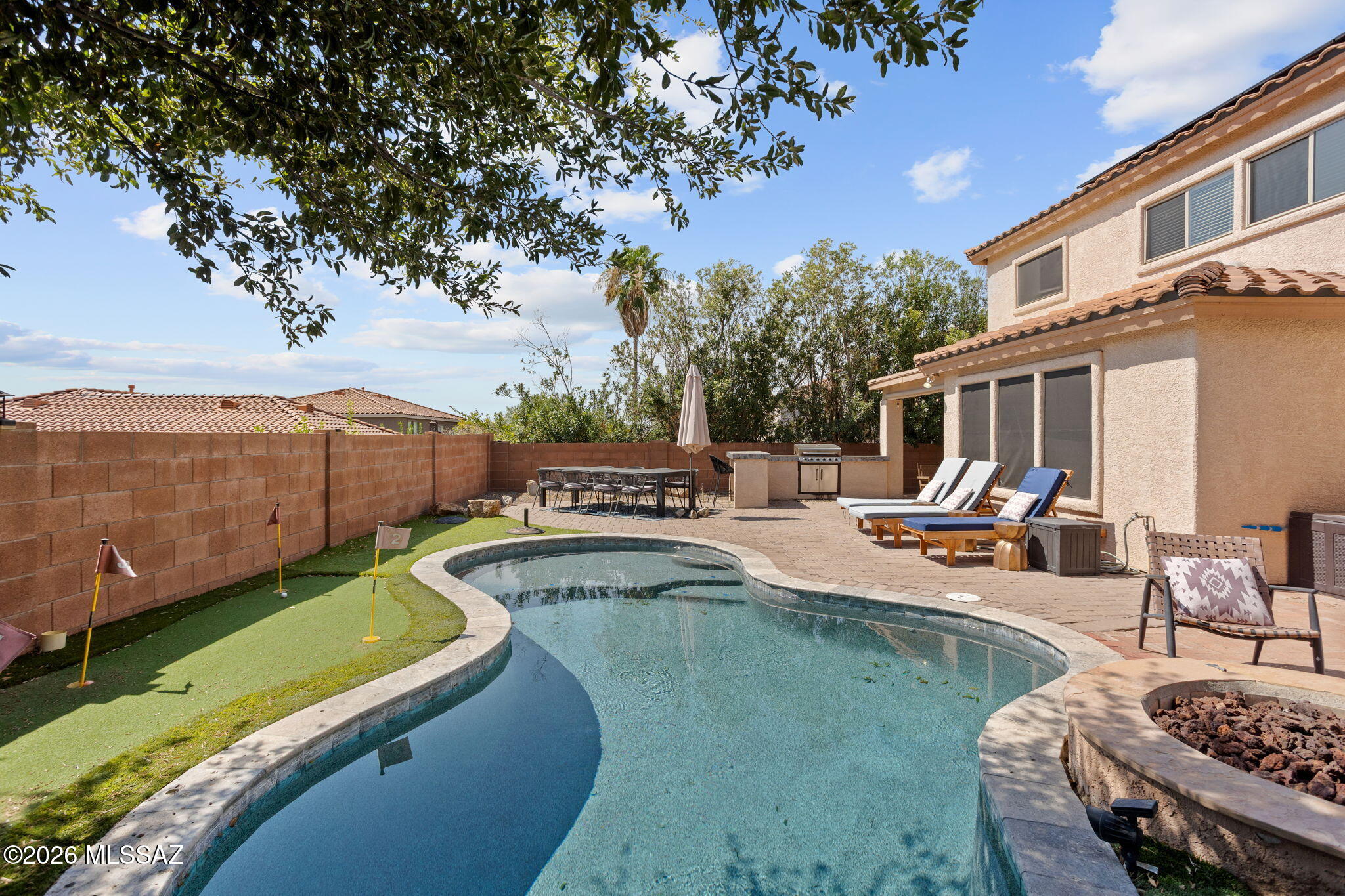 Villages Of La Canada (The) - Residential