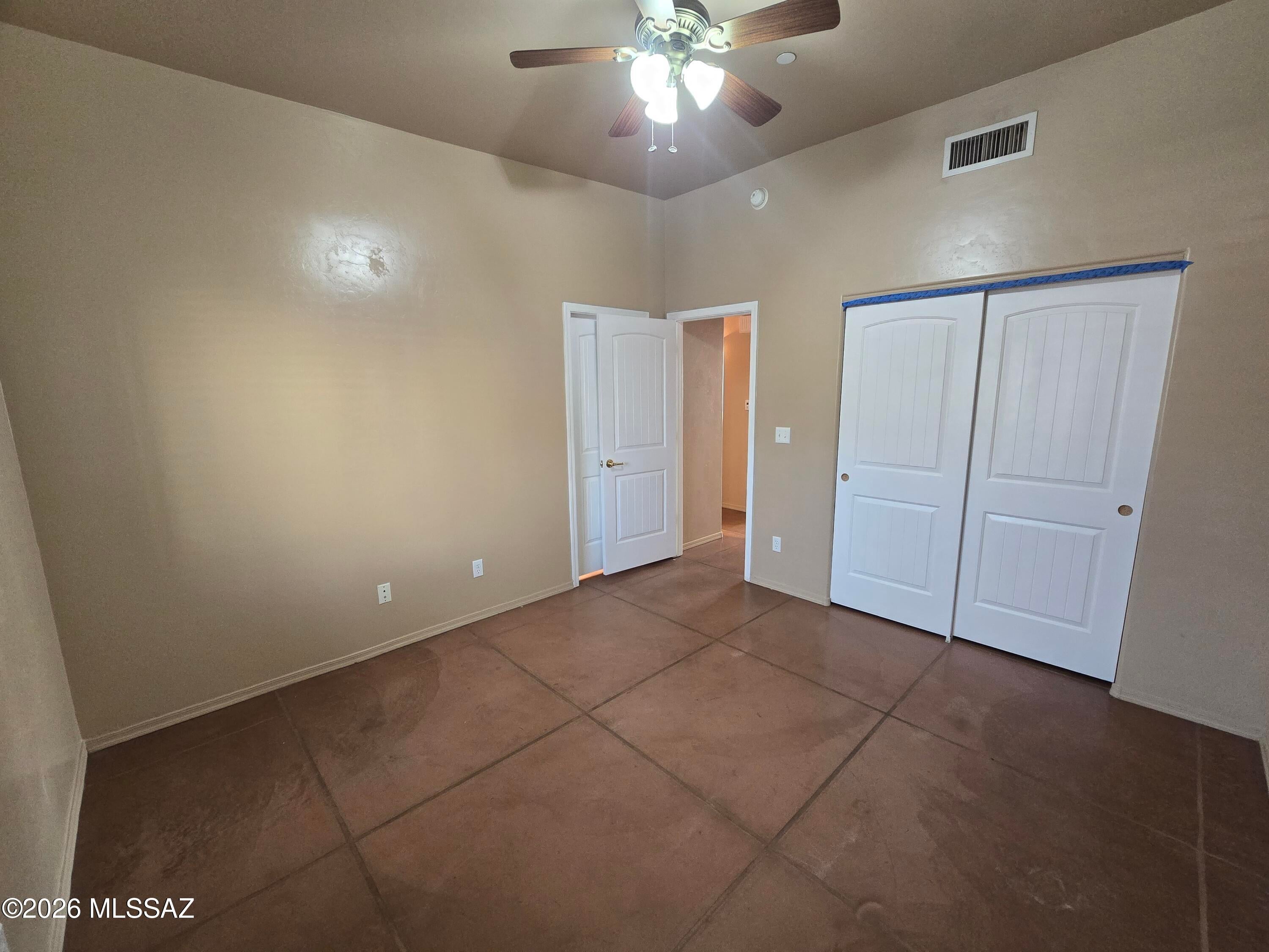 2601 E. Prince Rd. (1-20) - Residential Lease