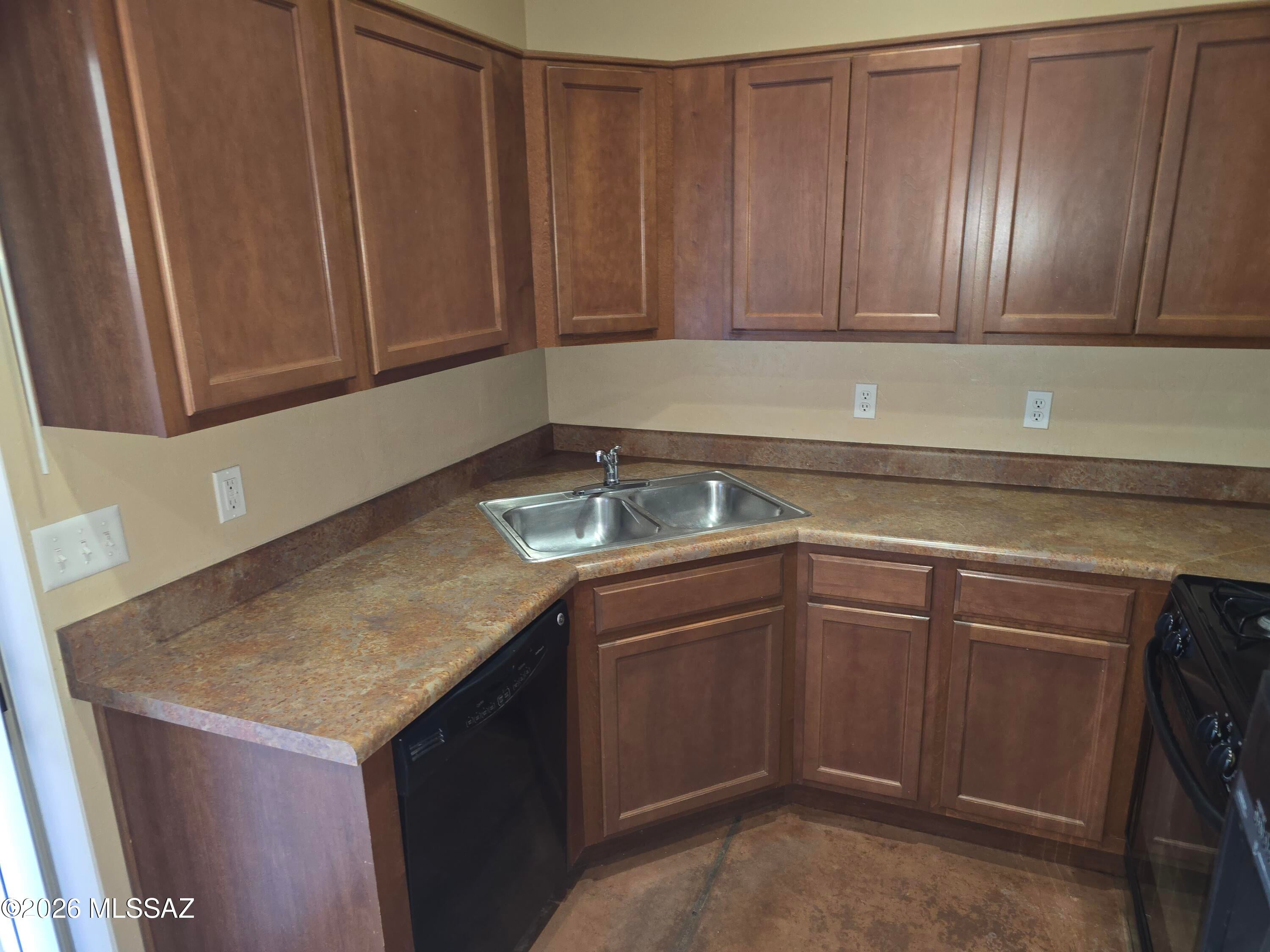 2601 E. Prince Rd. (1-20) - Residential Lease