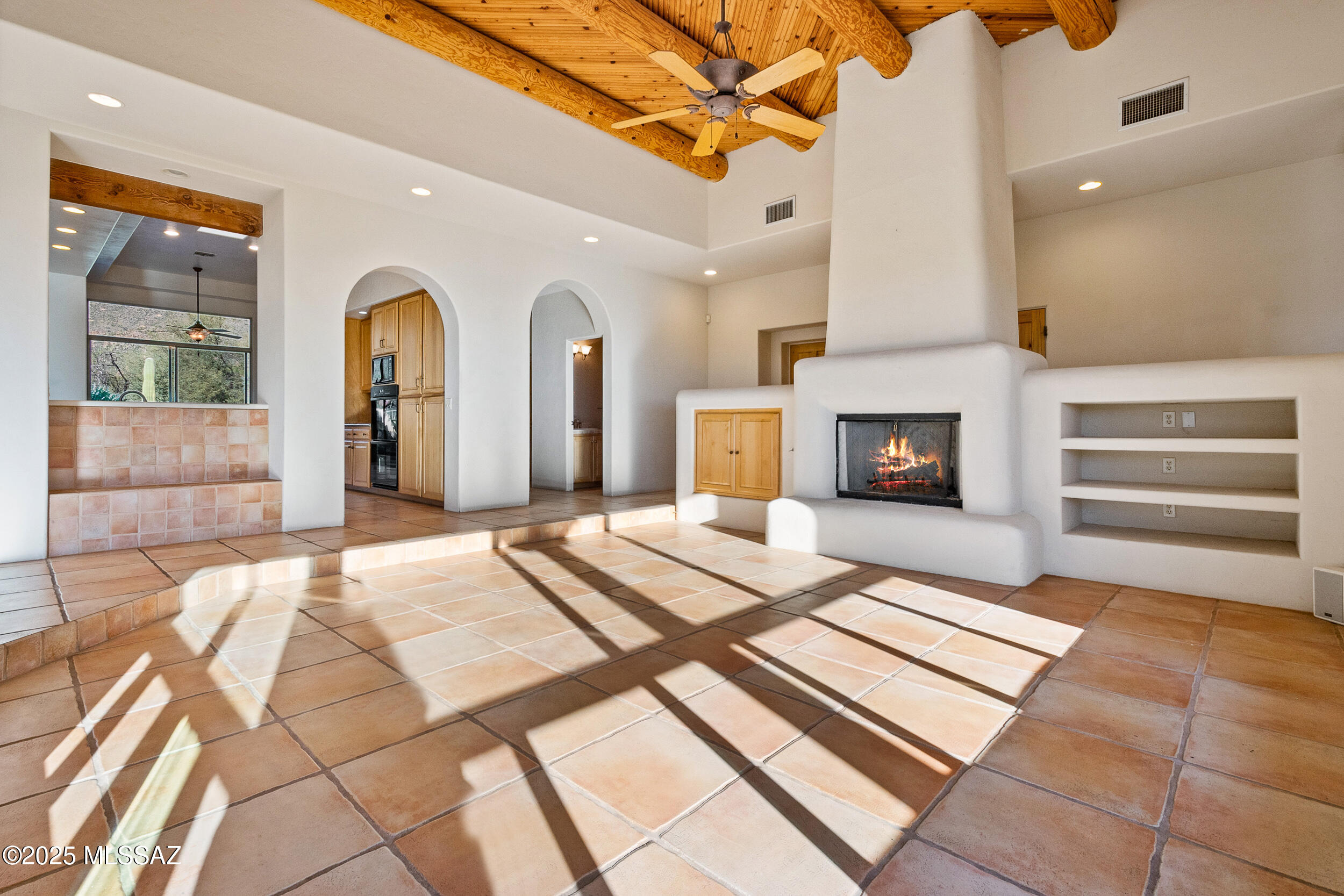 Alta Vista (1-98) - Residential Lease