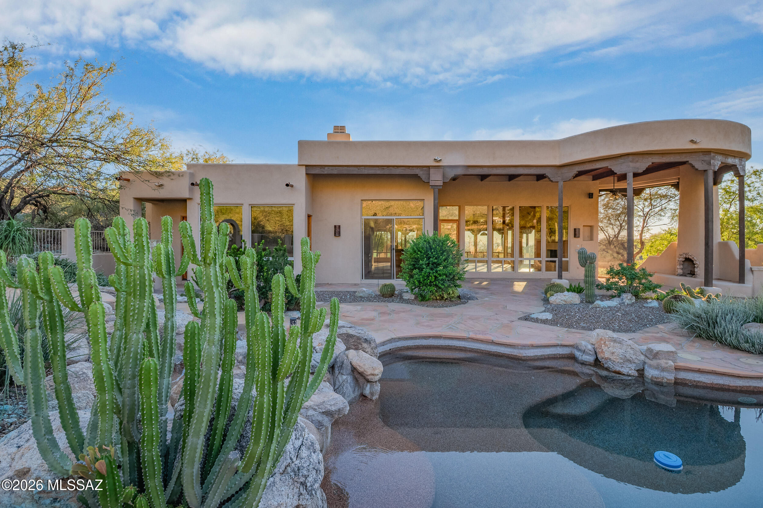 Alta Vista (1-98) - Residential Lease