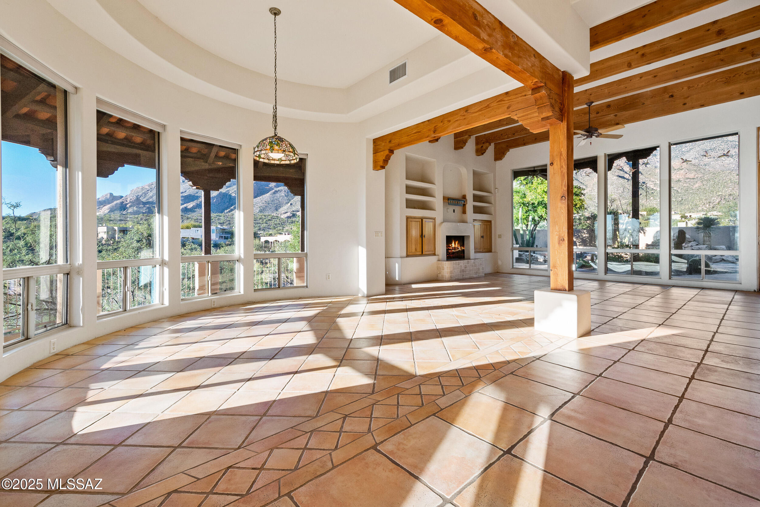 Alta Vista (1-98) - Residential Lease