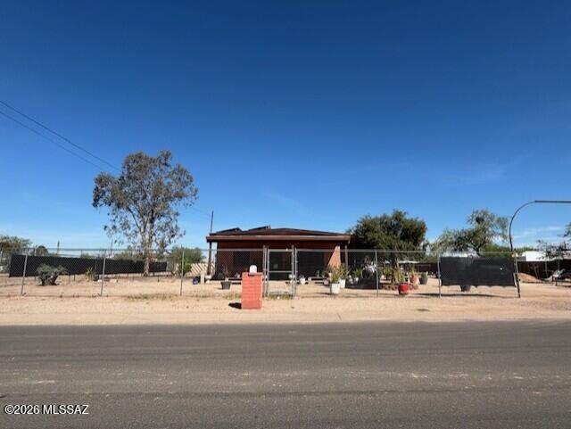 El Rio Acres - Rare Mixed-Use Opportunity!  
Versatile 3BD/3BA + Den with AZ Room on a .58-acre corner lot featuring solar and no HOA. This spacious open-concept home offers comfort, flexibility, and room to grow. With R-1/C-1 zoning, it's ideal for living and working on the same property--perfect for a home-based business, studio, office, or investment. Ample outdoor space, easy access, and a unique layout make this property stand out with incredible potential.