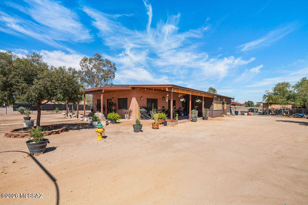 El Rio Acres - Residential