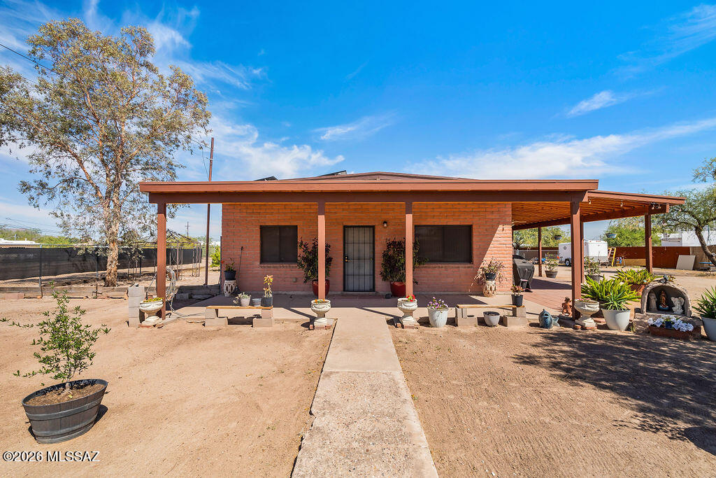 El Rio Acres - Residential