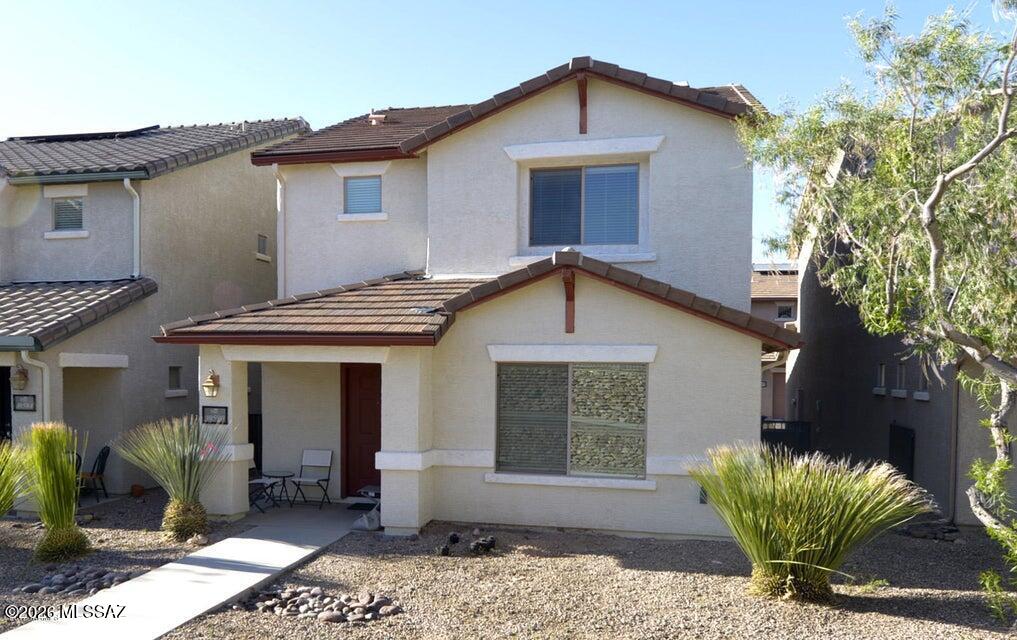 Elegant, contemporary Newer Putle built energy efficient home with 3 bedroom 2.5 bathrooms, 2 car garage. Great open floor plan with updated kitchen, black appliances and breakfast bar. Tiled through entire first floor! All bedrooms are large and located upstairs. Master-bedroom has good size walk-in closet.Master bathroom  has double vanity, shower/tub combination. All appliances convey with the property. The community has a clubhouse, pool and parks and in close proximity to dining, schools, shopping, I-10, Raytheon, U of A Teck Park, DMAFB and so much more! An ideal opportunity for first-time buyers, this well-priced two-story single-family home is located on Tucson's east side in the highly regarded Vail School District. Come, See, Stay!!!