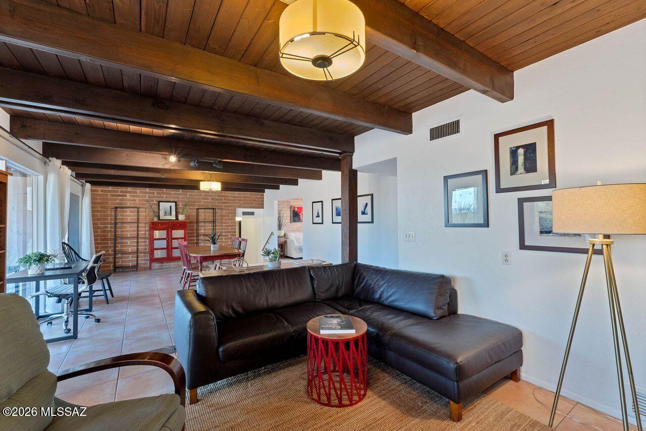 Santa Catalina Estates NO. 4 (1-180) - Residential