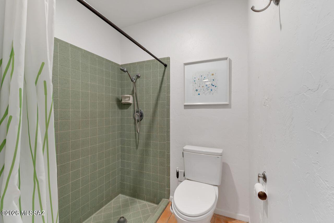 Santa Catalina Estates NO. 4 (1-180) - Residential