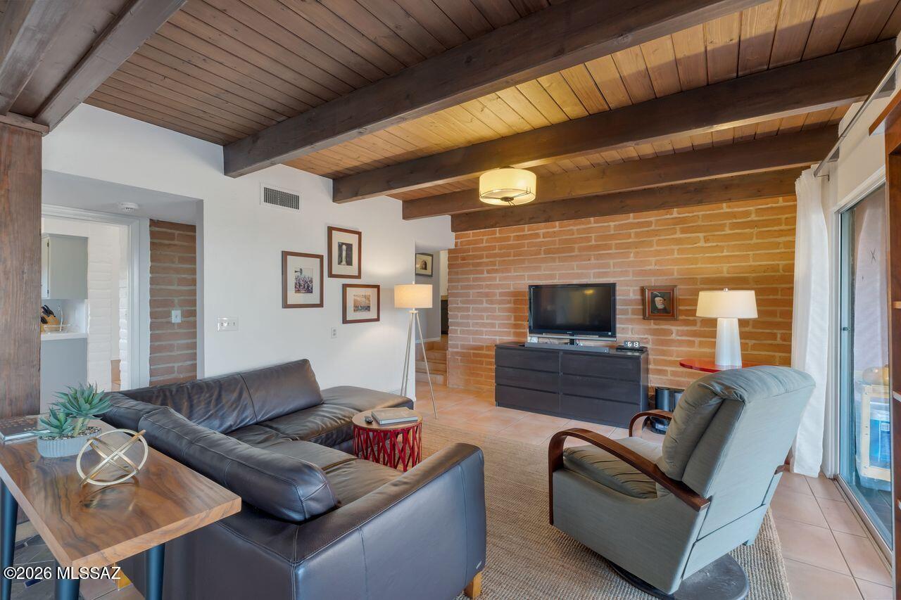 Santa Catalina Estates NO. 4 (1-180) - Residential