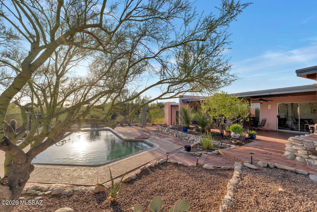 Santa Catalina Estates NO. 4 (1-180) - Residential