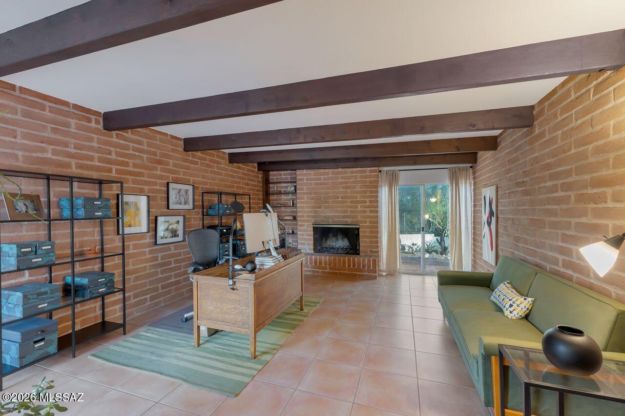 Santa Catalina Estates NO. 4 (1-180) - Residential