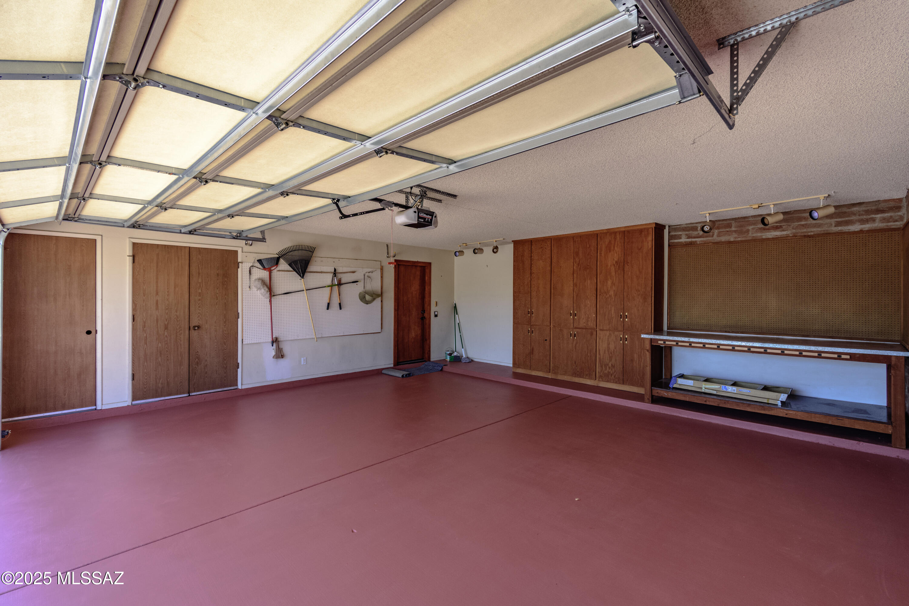 Catalina Foothills Estates NO. 7 (250-314) - Residential
