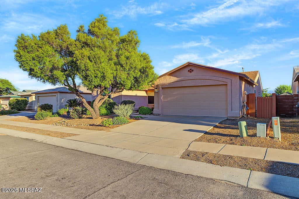 Sunrise Meadow At Rita Ranch (1-135) - Residential