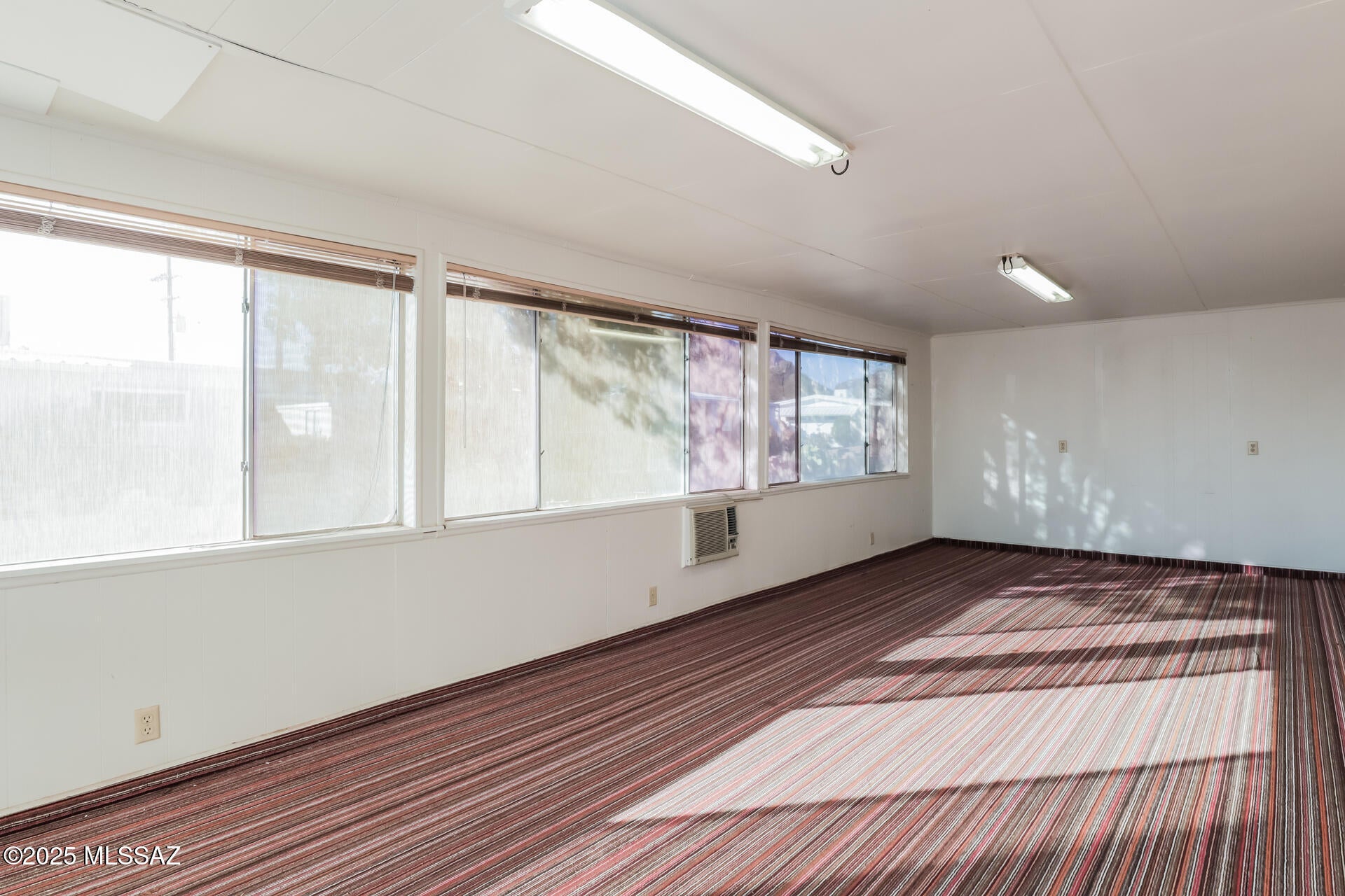 Tucson Estates (403-758) - Residential Lease