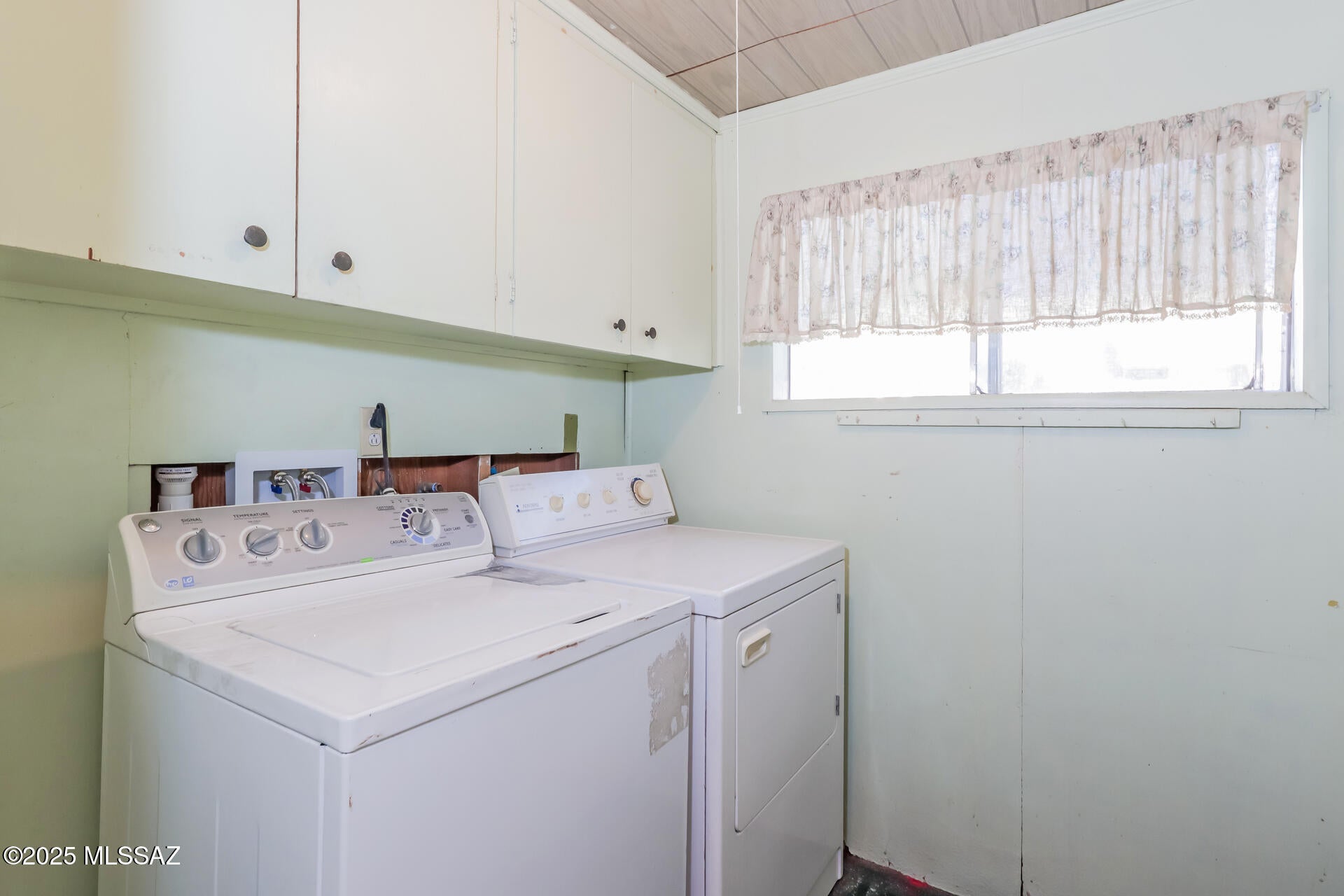 Tucson Estates (403-758) - Residential Lease