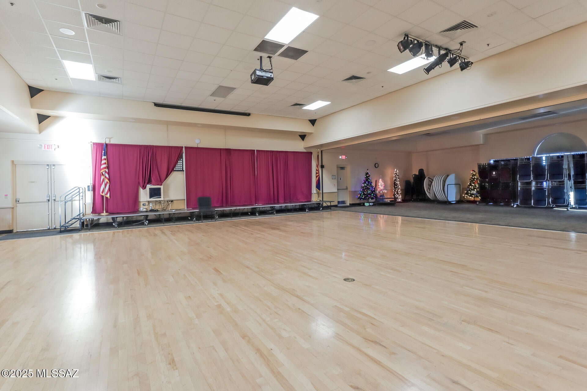 Tucson Estates (403-758) - Residential Lease