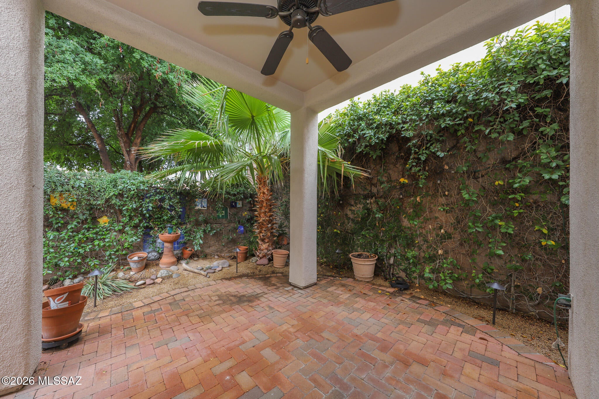 Rancho Esperero (1-343) - Residential Lease