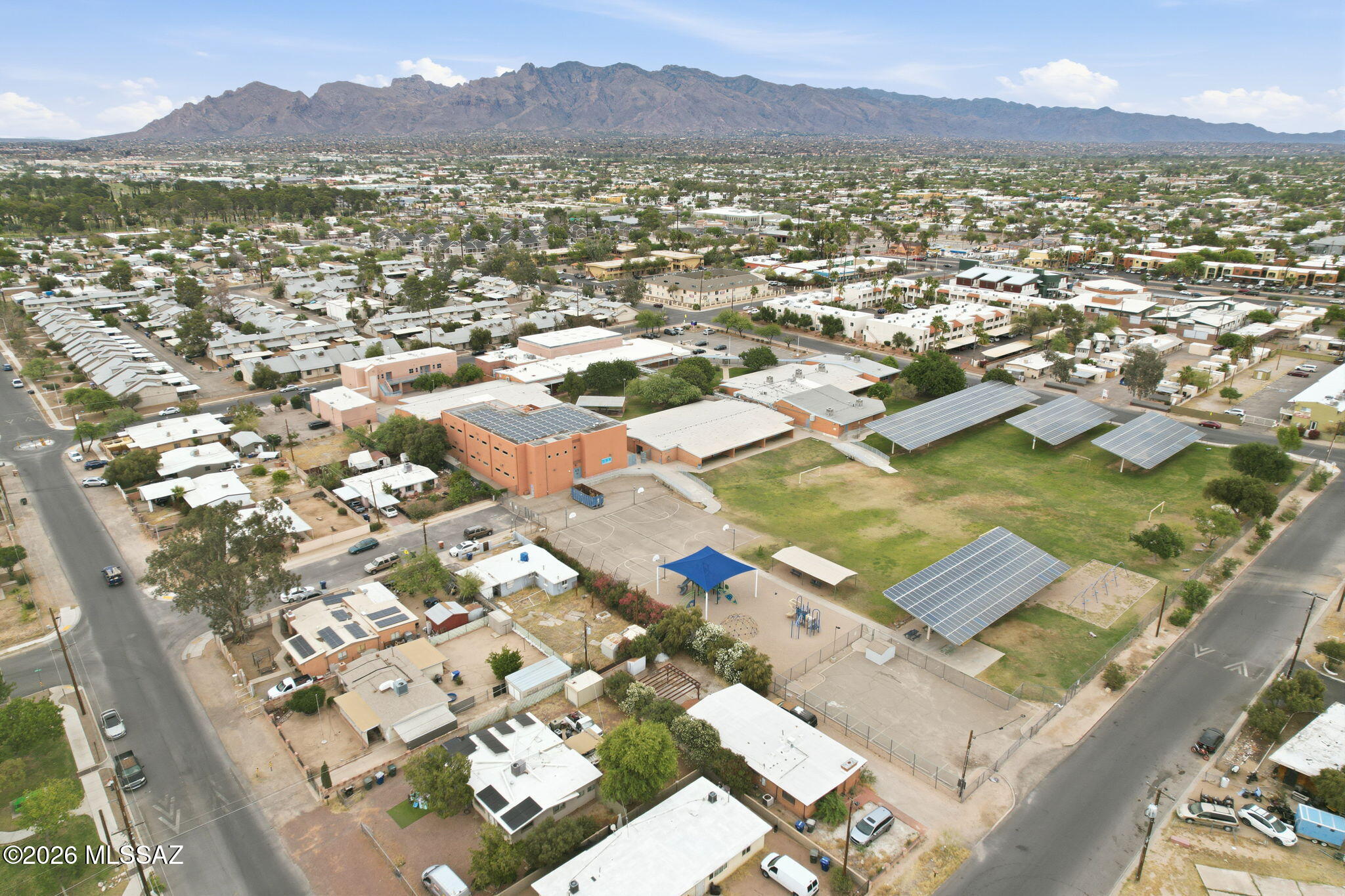 Miracle Mile Manor - Residential