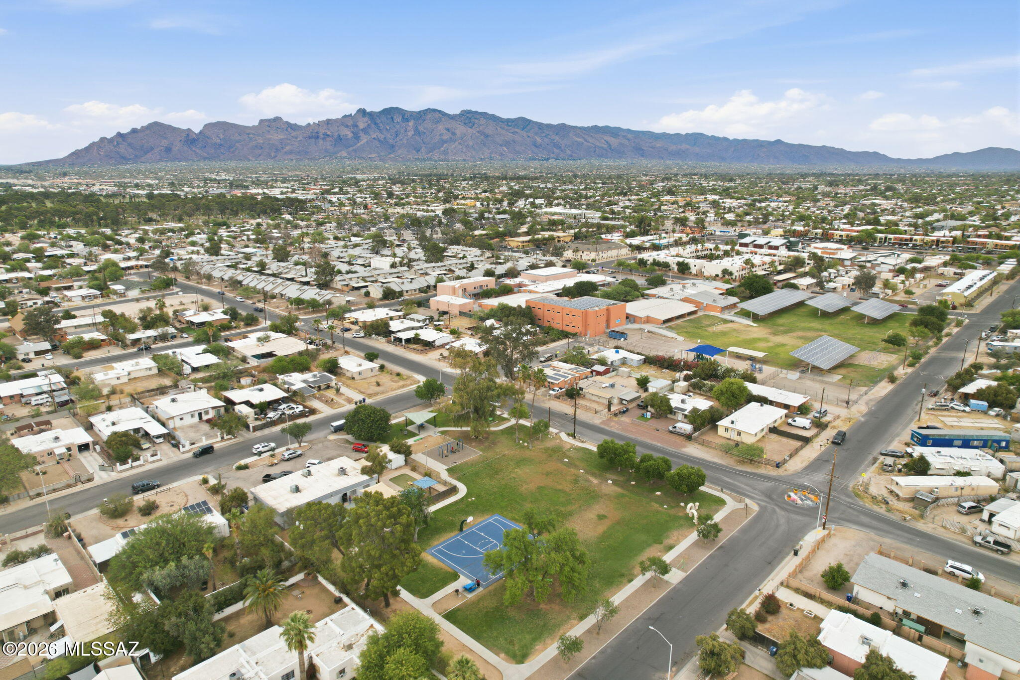 Miracle Mile Manor - Residential