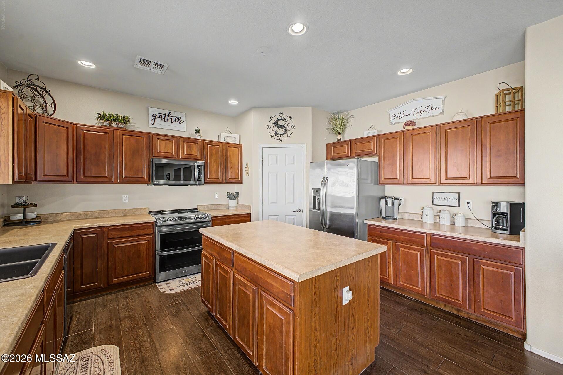 Red Rock Village 1 - Residential