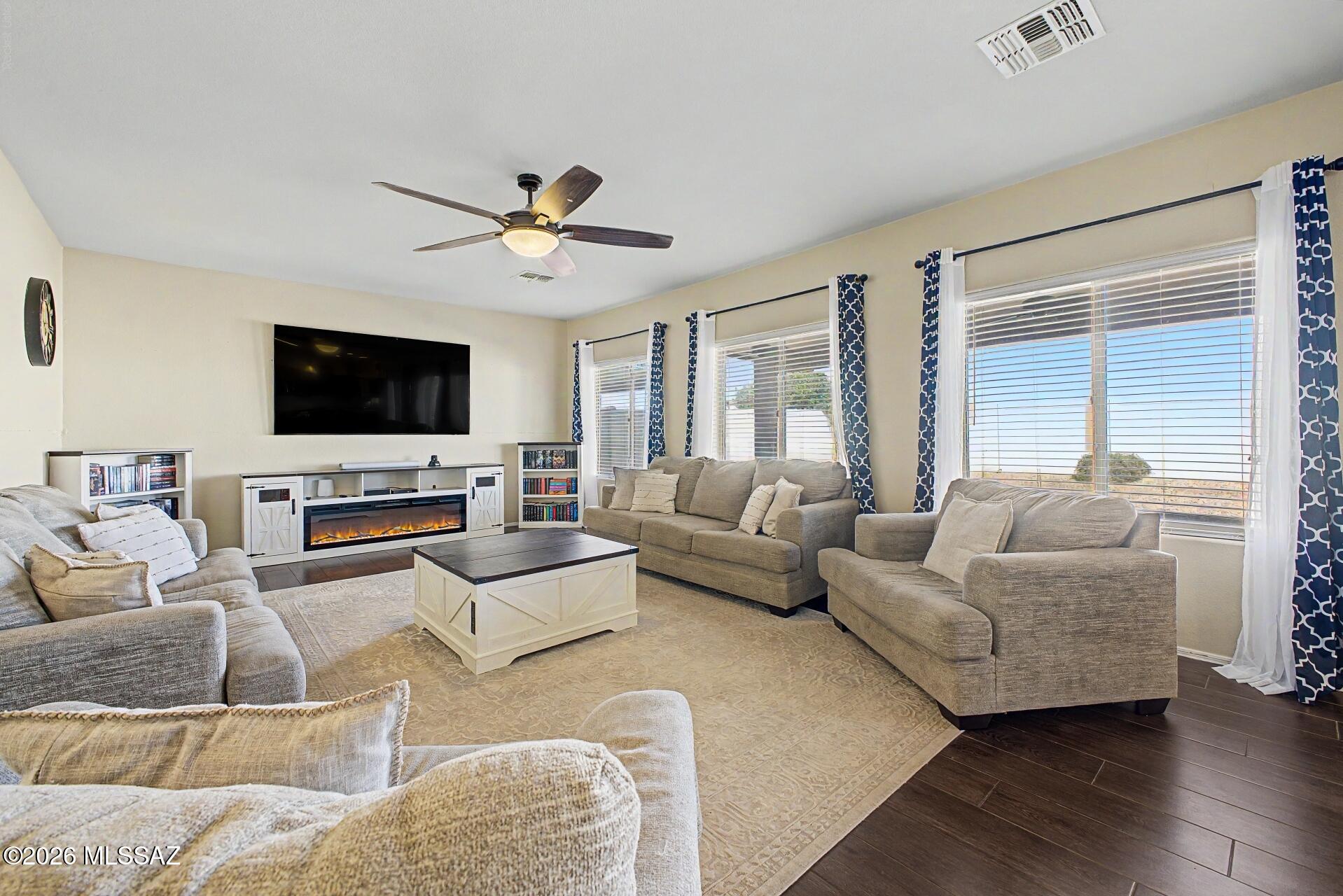 Red Rock Village 1 - Residential