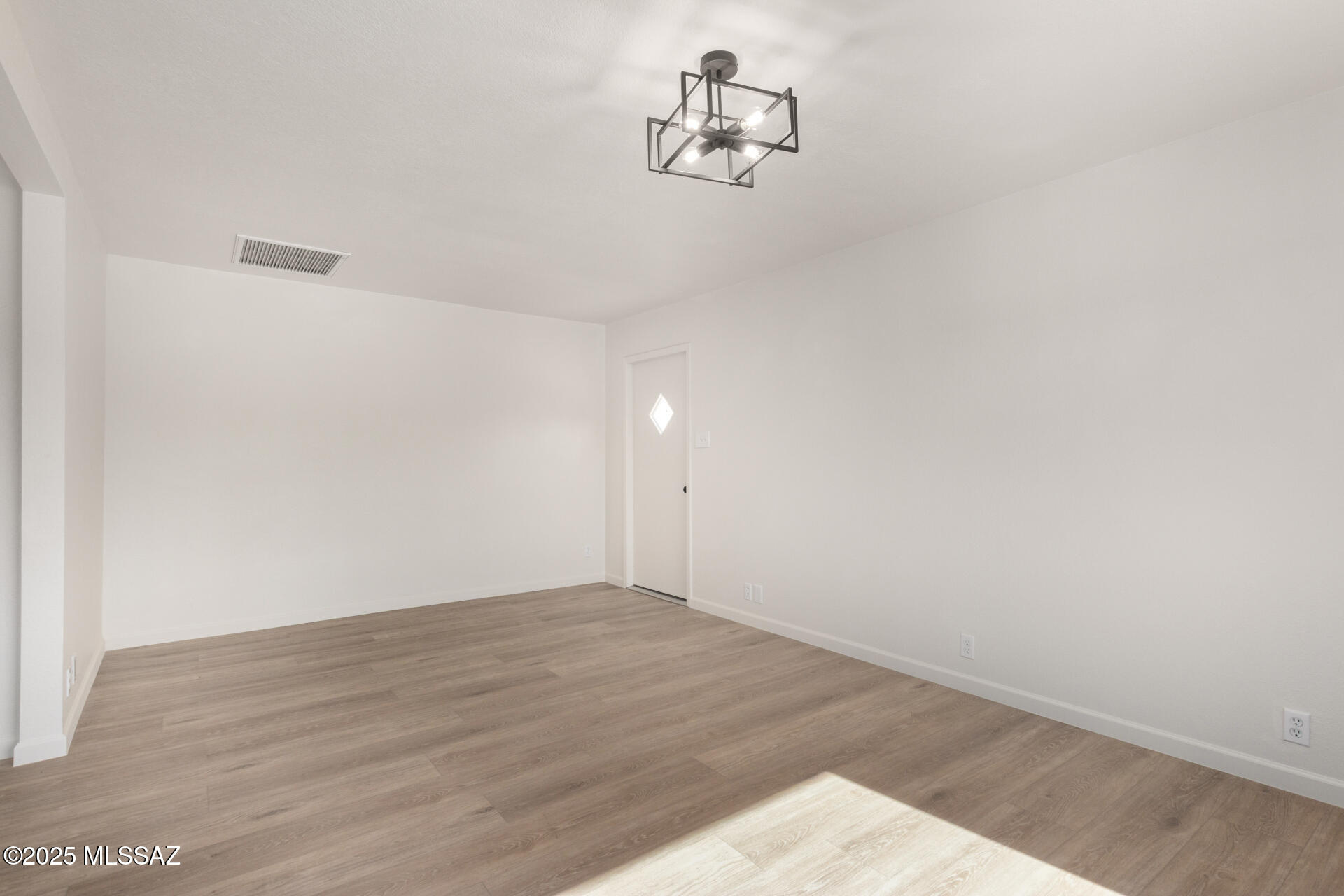 Las Palomas - Residential