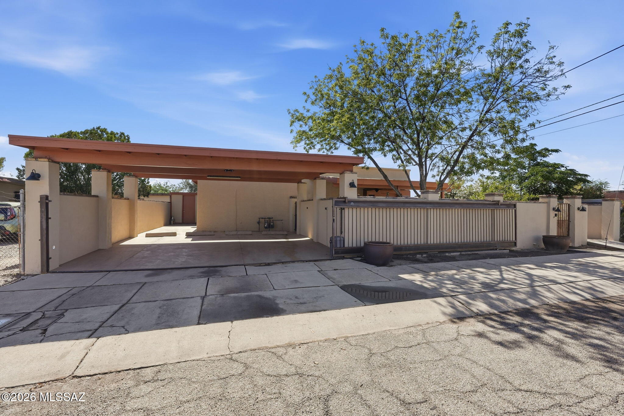 El Rio Park - Residential Income