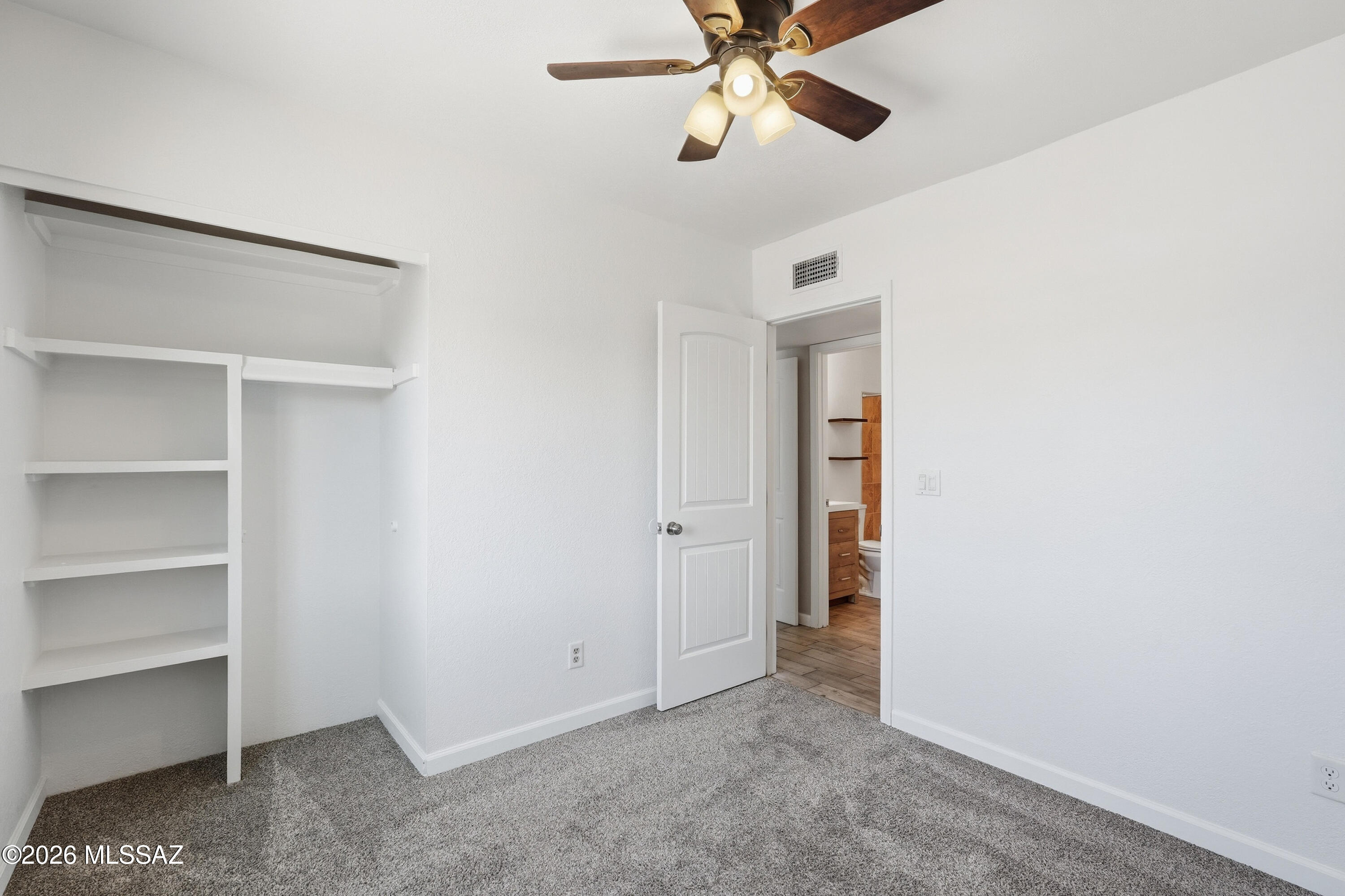 North Point Terrace (1-255) - Residential Lease