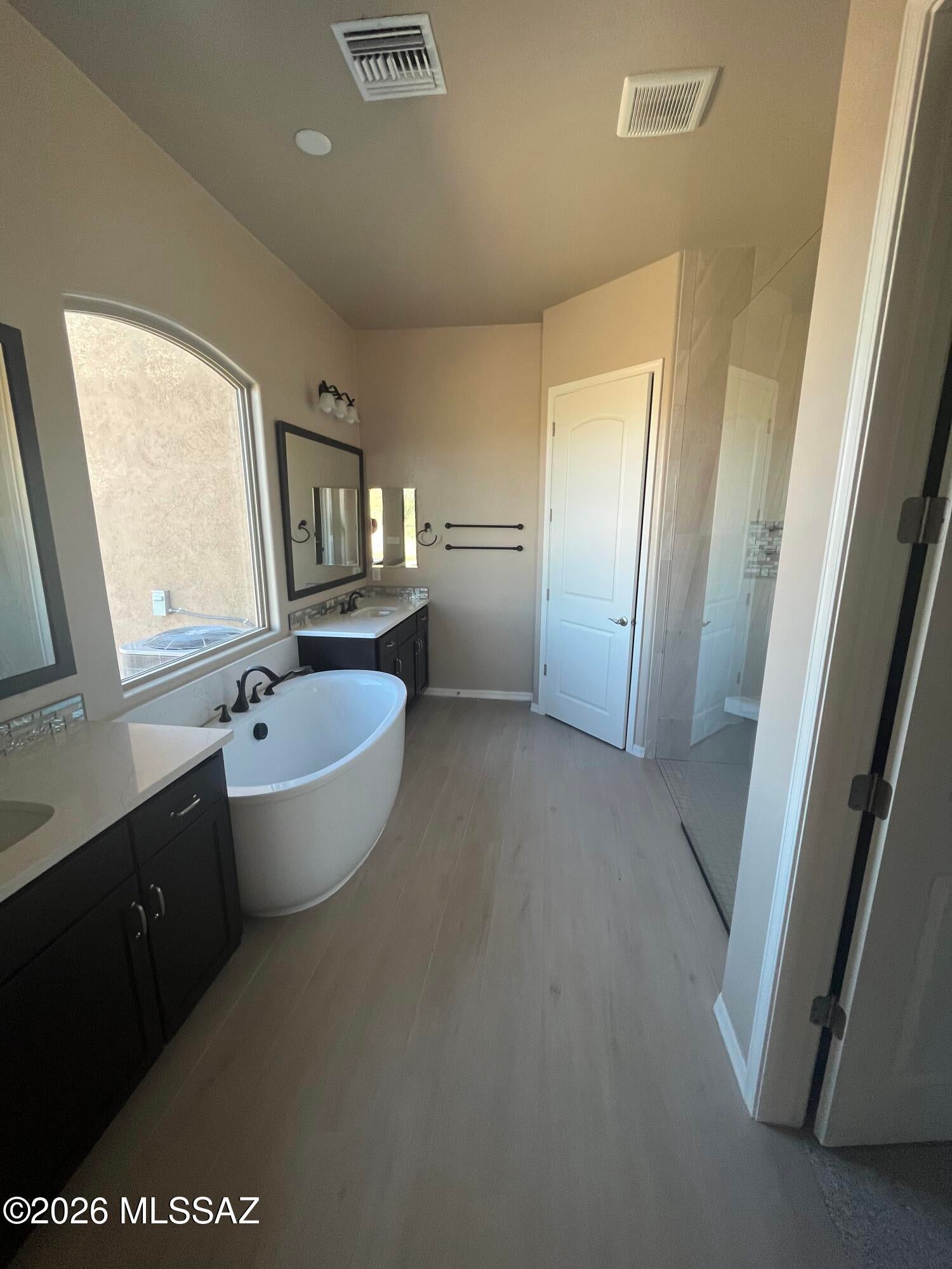 La Reserve (1-24) - Residential