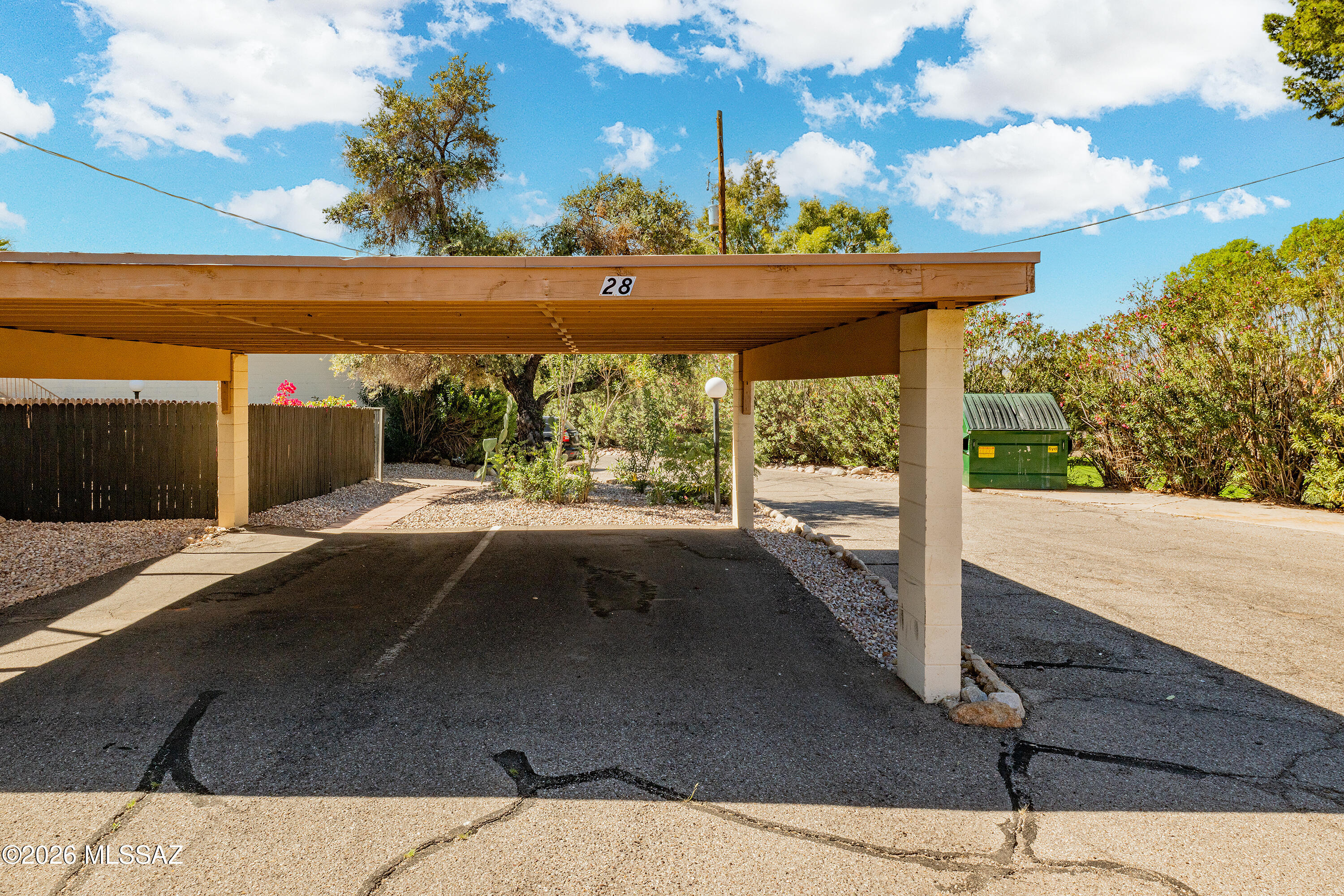 Oracle North Condominiums - Residential