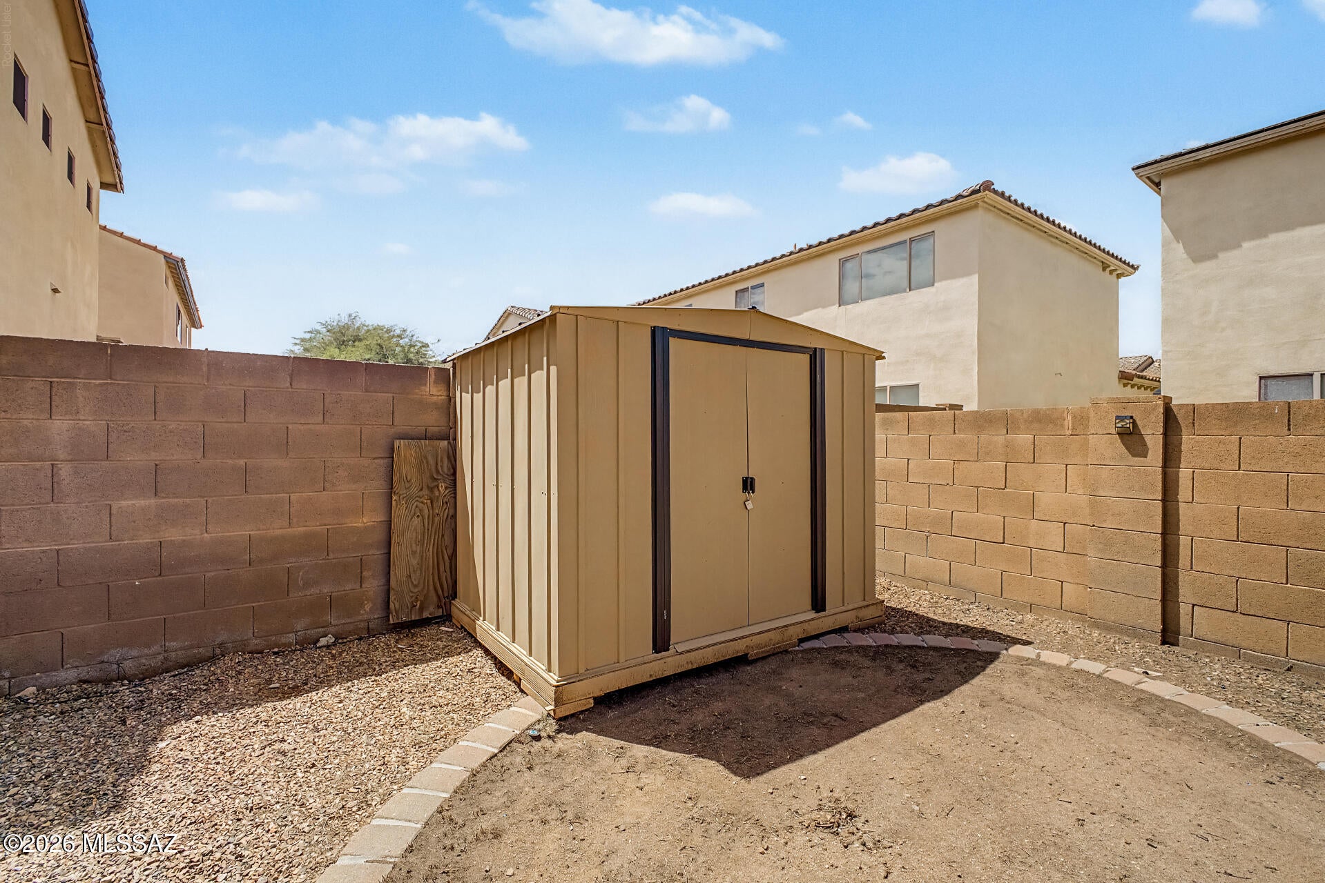 Presidio De Cancion (1-200) - Residential