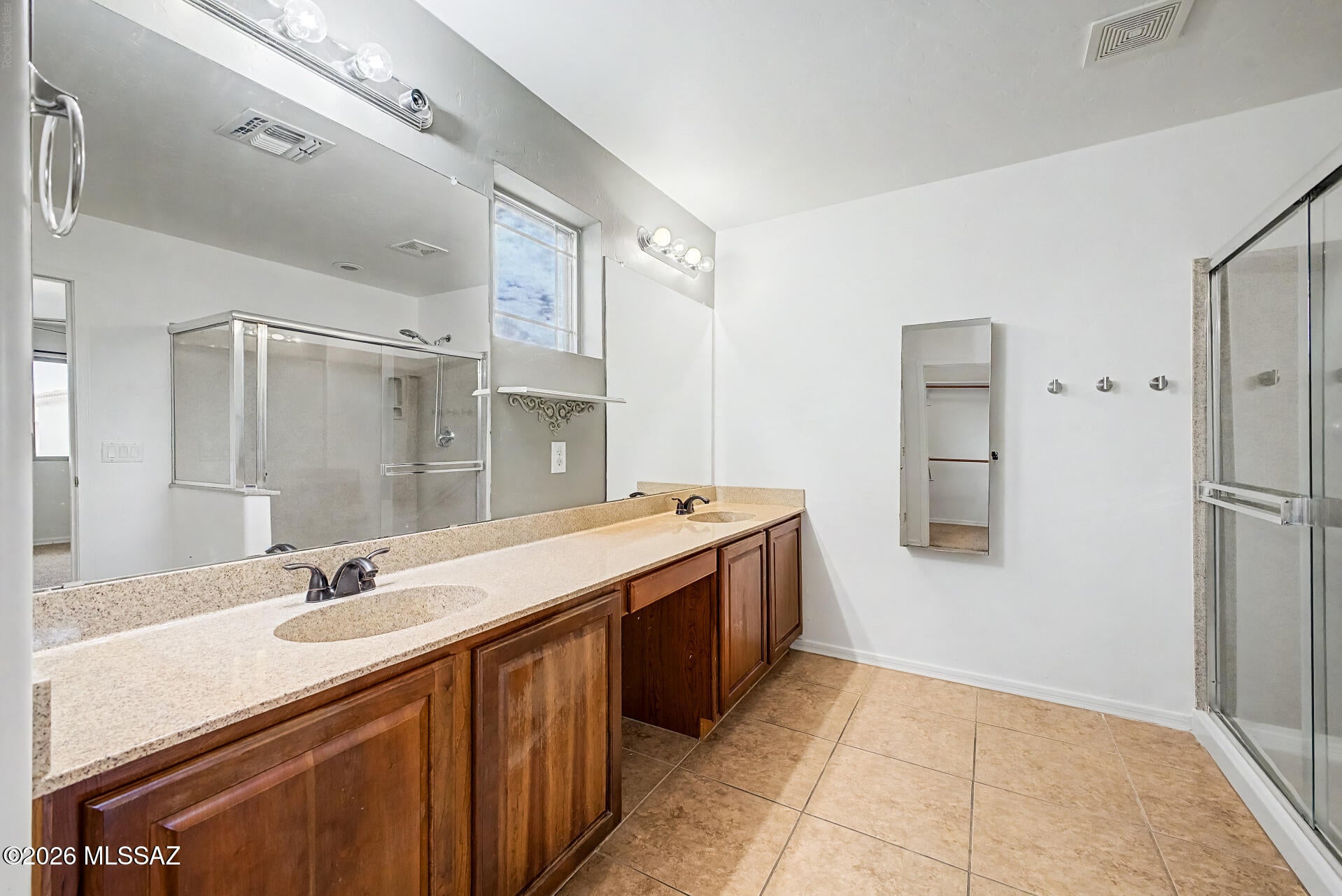Presidio De Cancion (1-200) - Residential