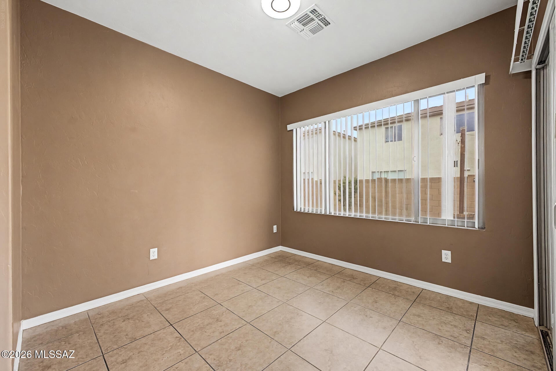 Presidio De Cancion (1-200) - Residential