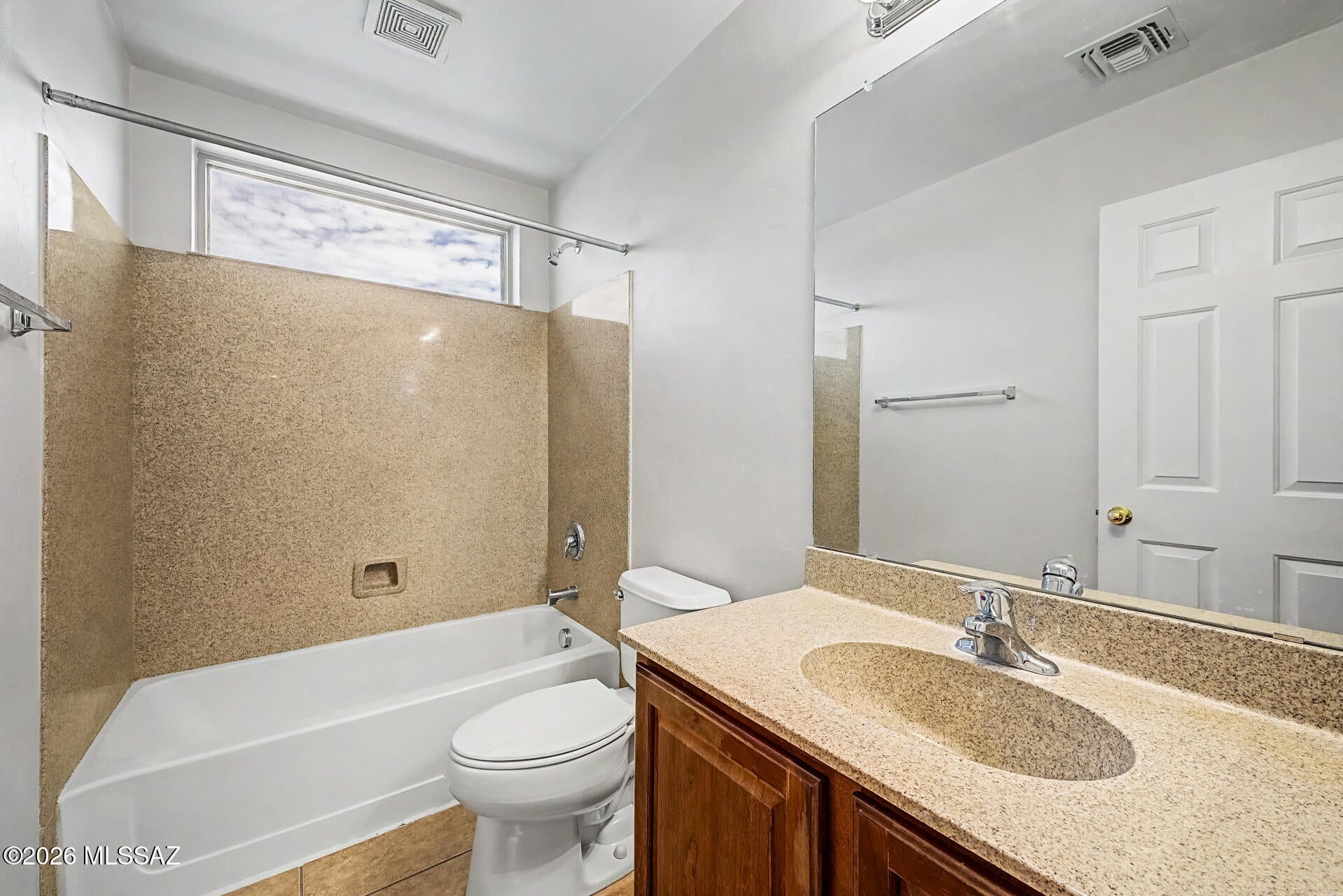 Presidio De Cancion (1-200) - Residential