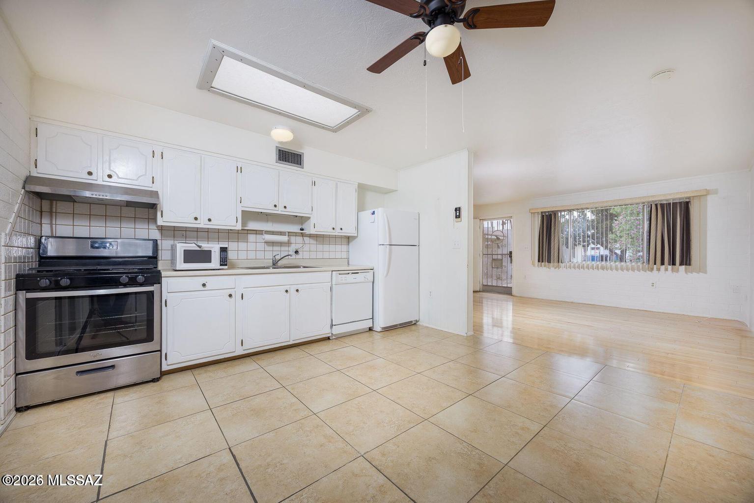 Silverbell West Condos - Residential Lease
