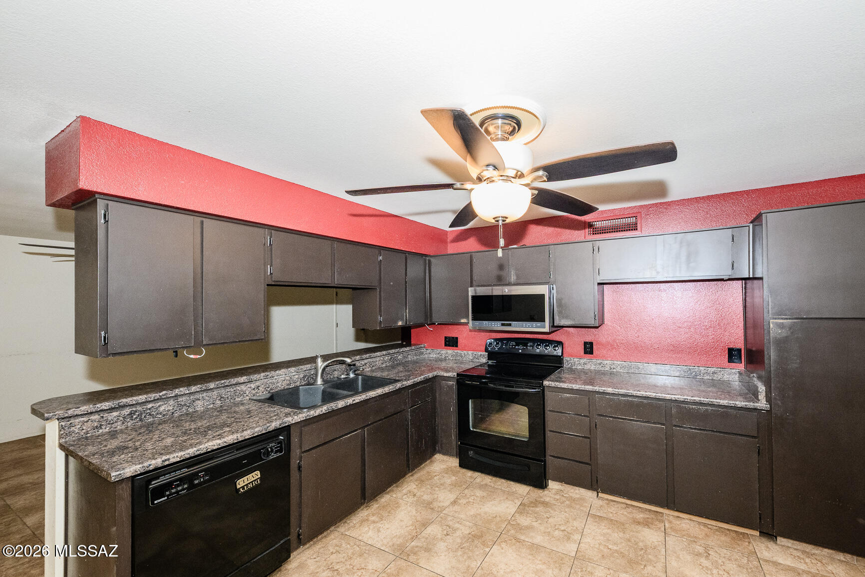 Lincoln Ridge (1-207) - Residential