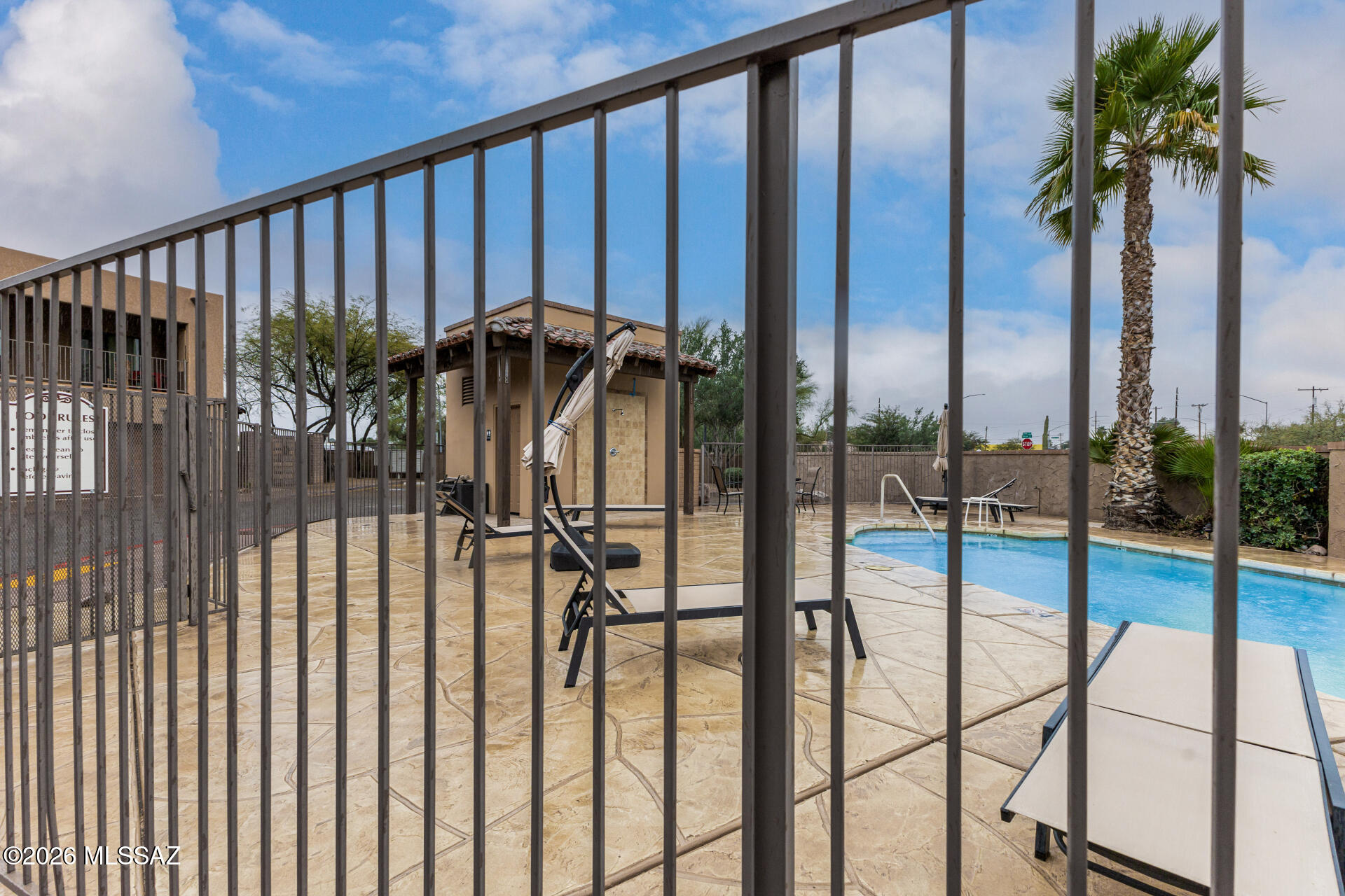 Stone Crossing Condominium - Residential