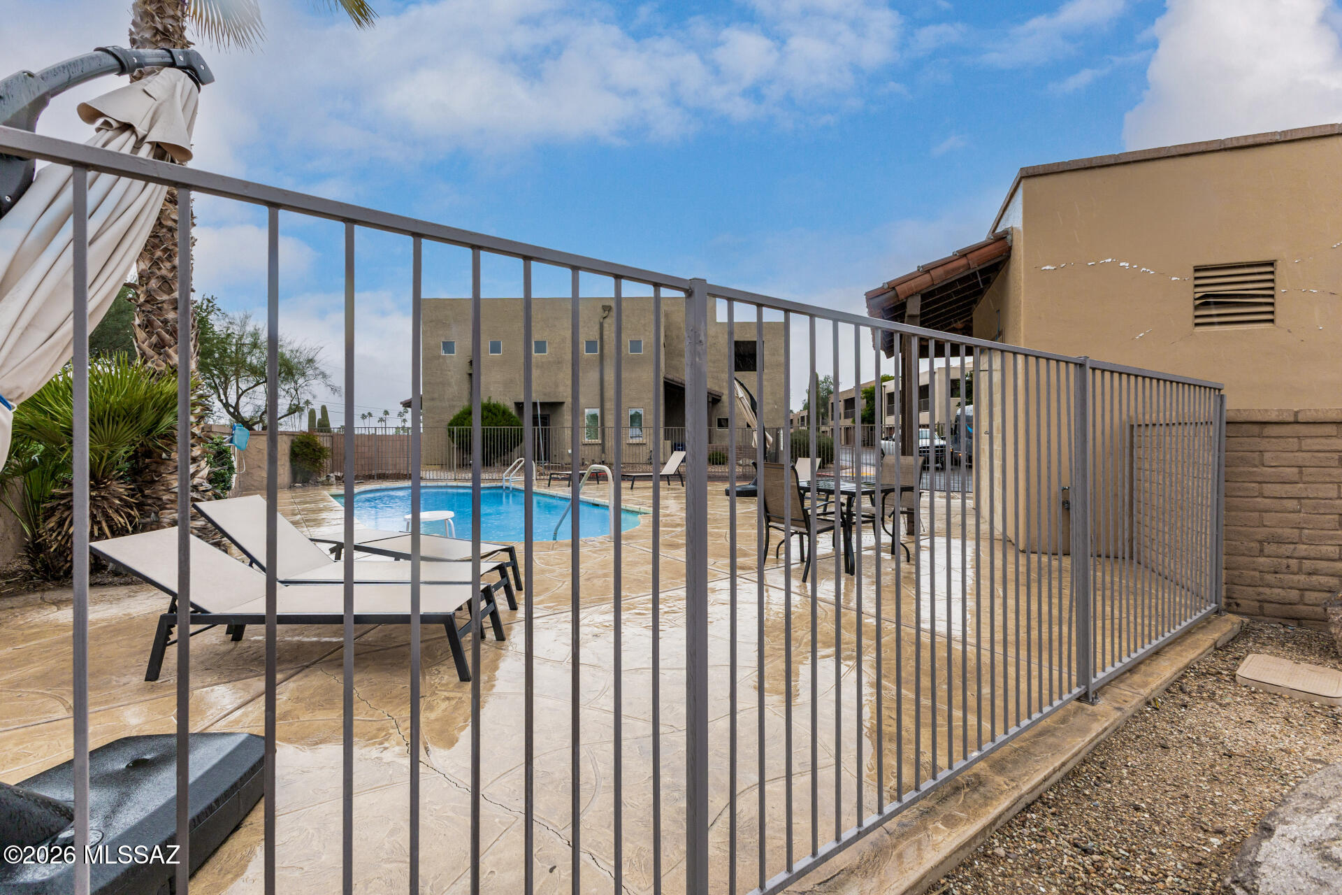 Stone Crossing Condominium - Residential