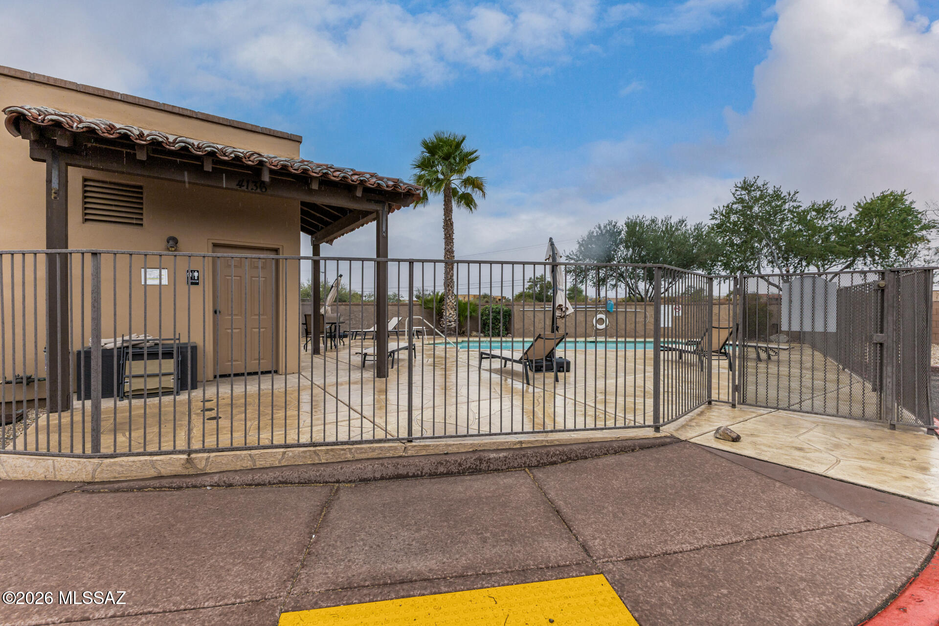Stone Crossing Condominium - Residential