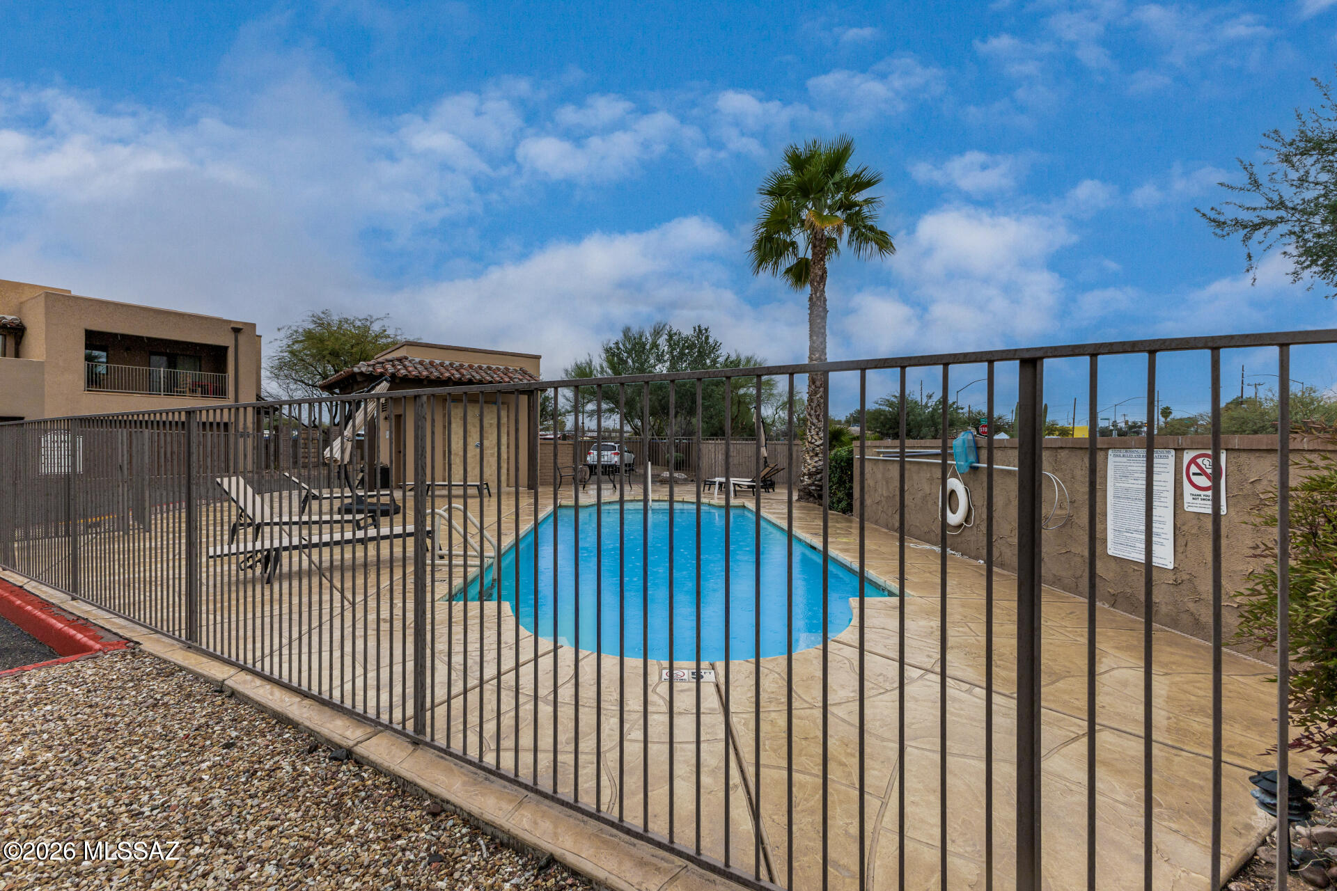 Stone Crossing Condominium - Residential