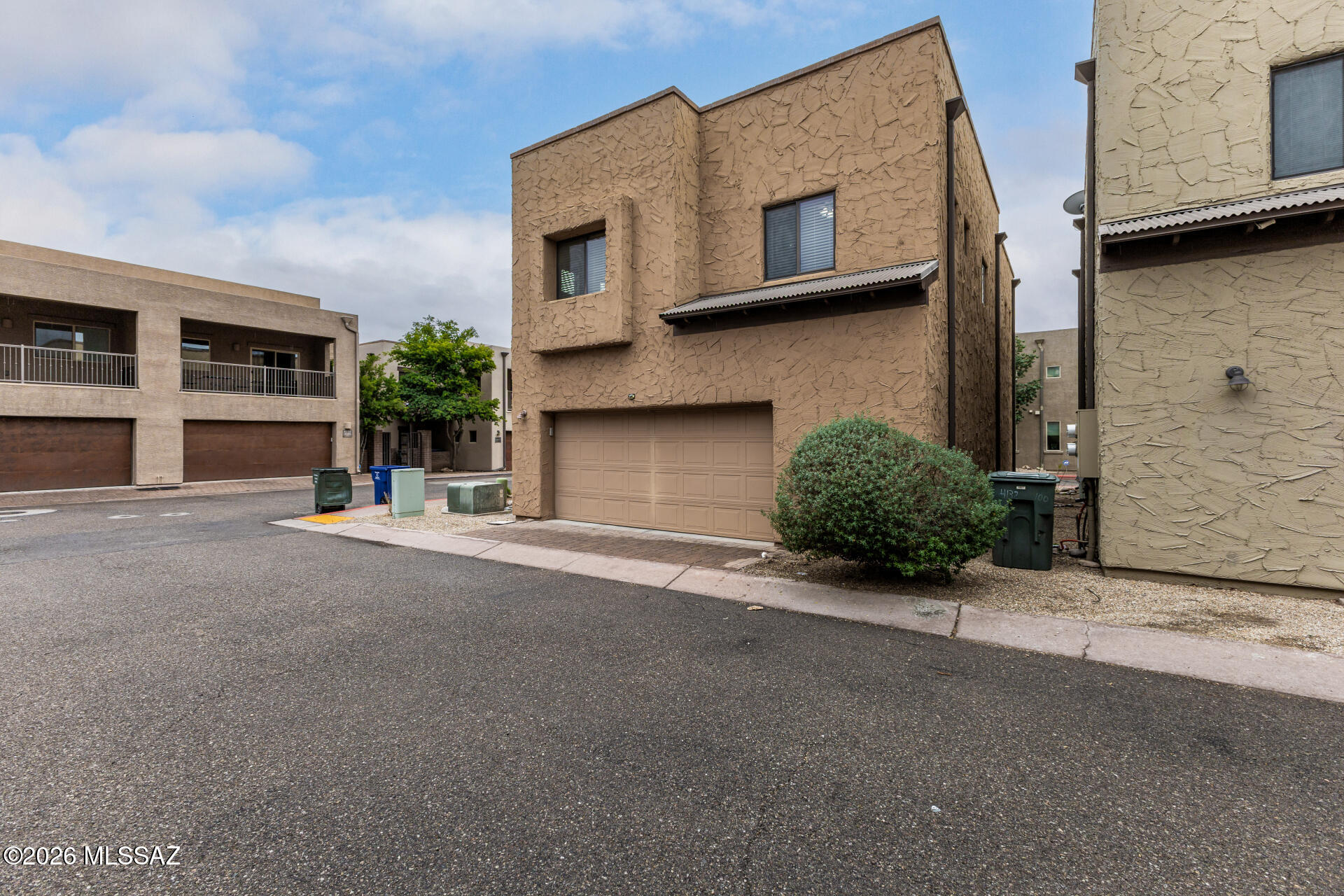 Stone Crossing Condominium - Residential