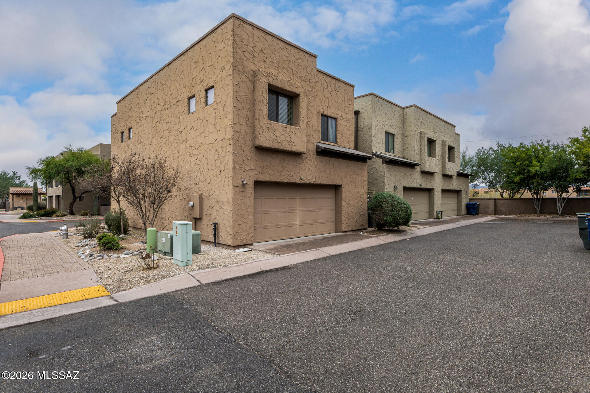 Stone Crossing Condominium - Residential