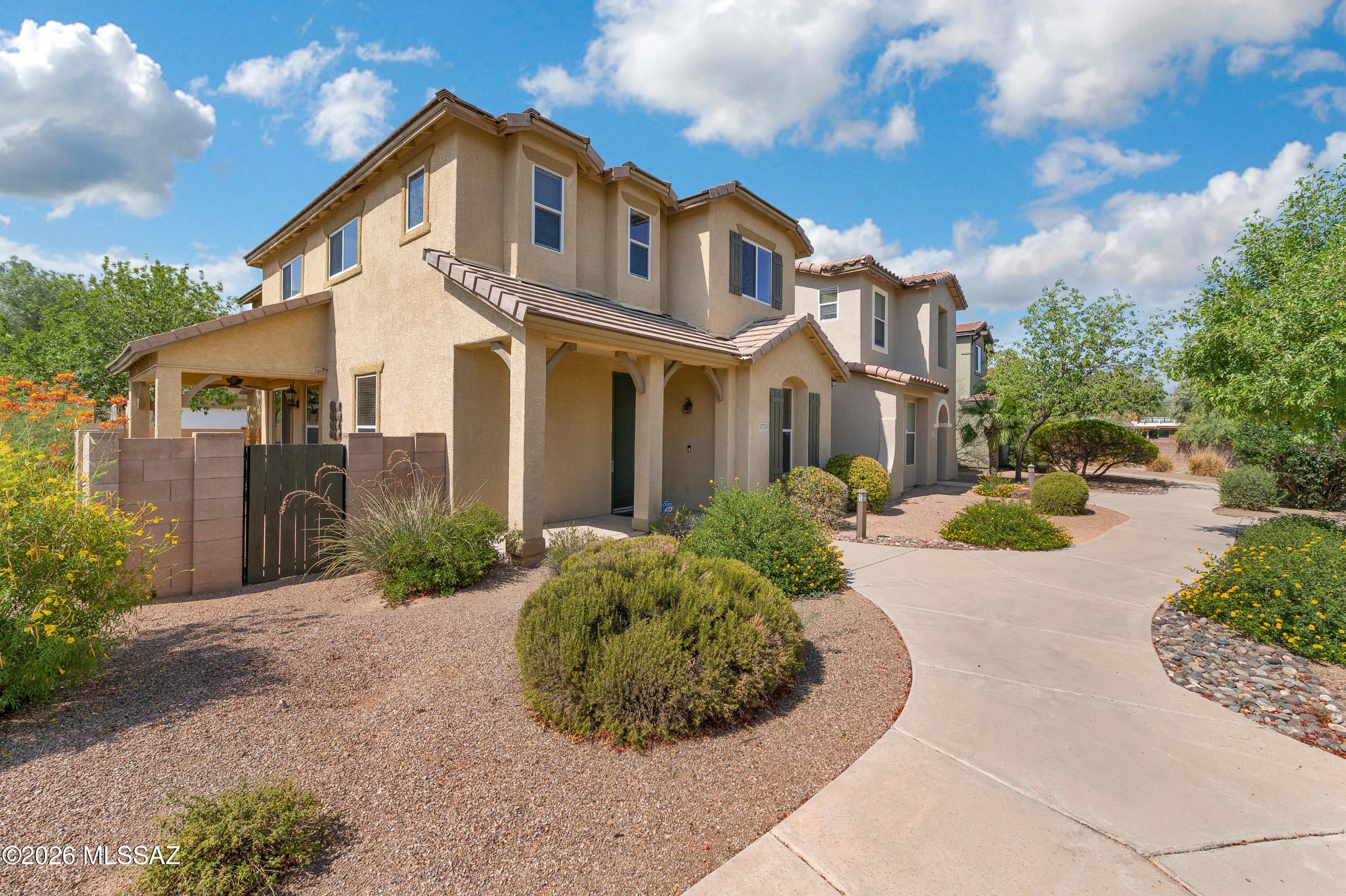 Catalina Vistas - Residential